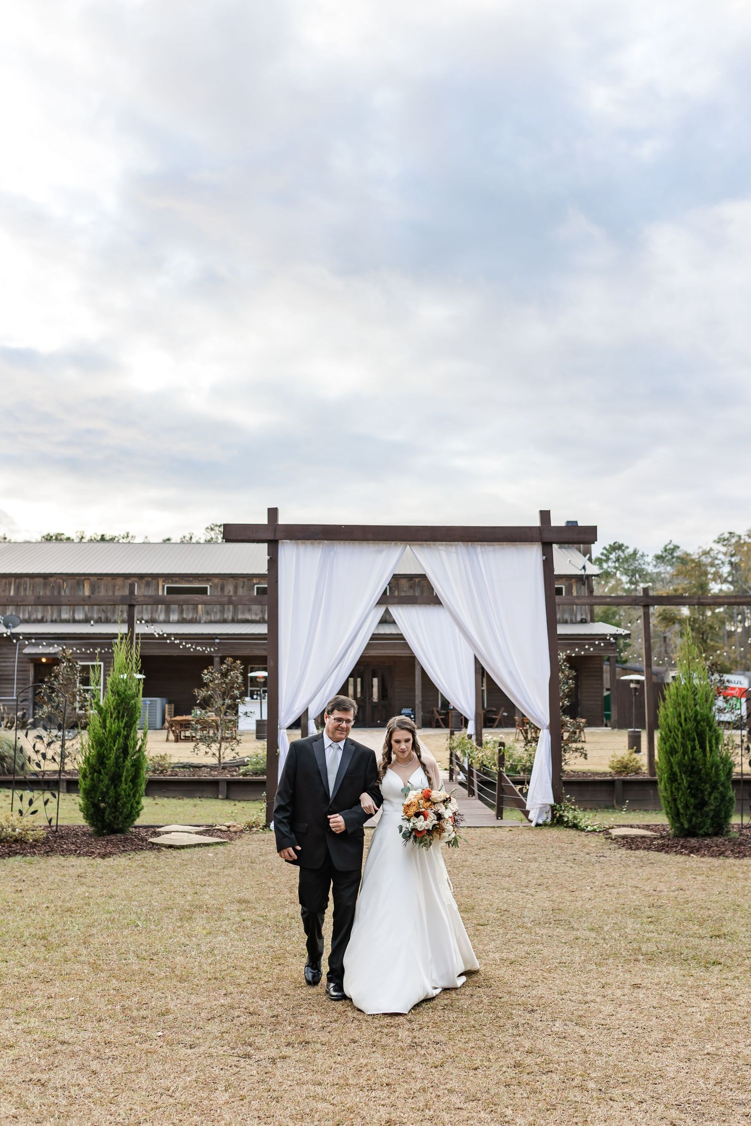 Izenstone Wedding in Spanish Fort Alabama Photographed by Grand Laurel Photography