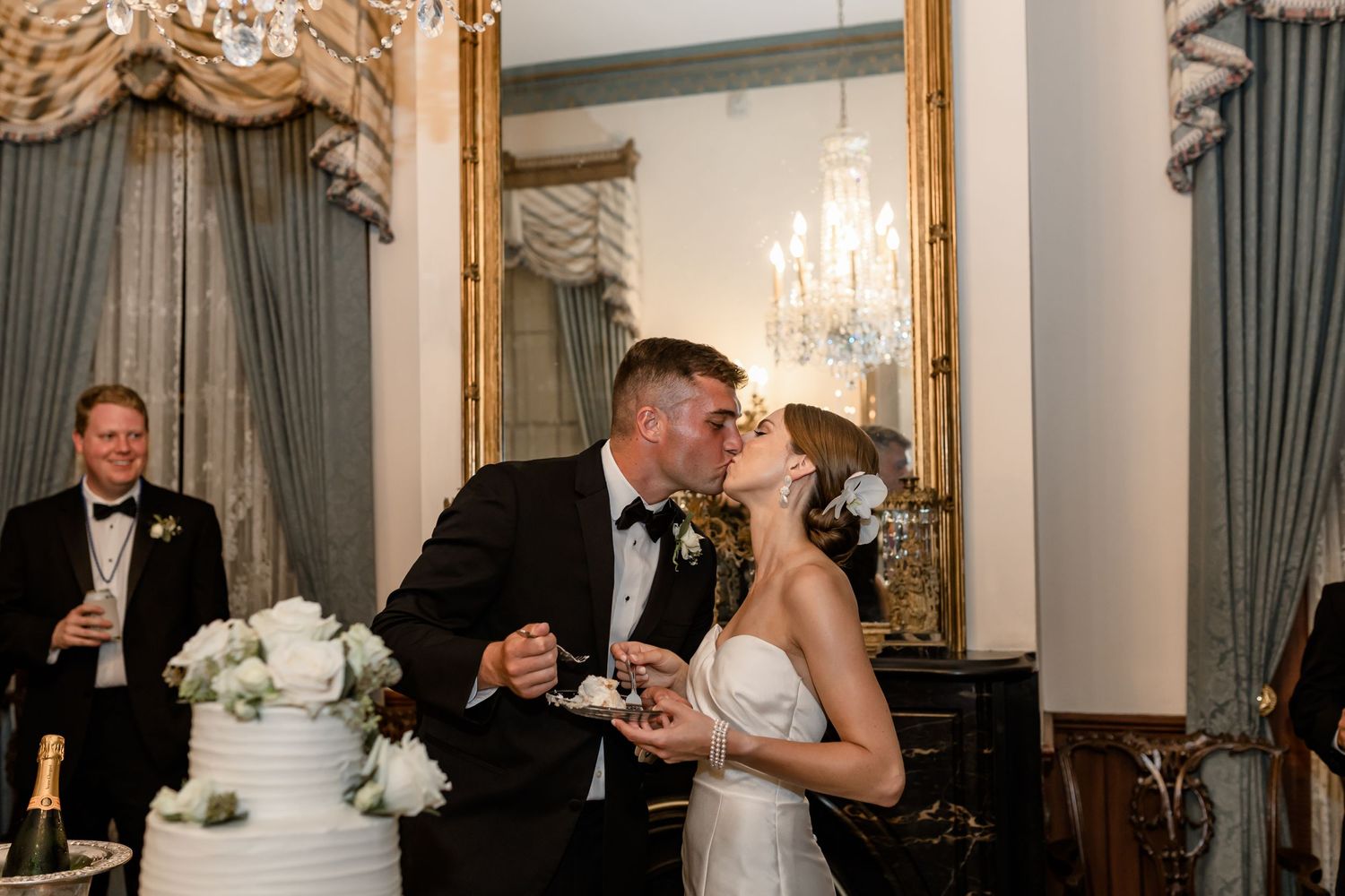 Bragg-Mitchell Mansion Wedding in Mobile Alabama Photographed by Grand Laurel Photography