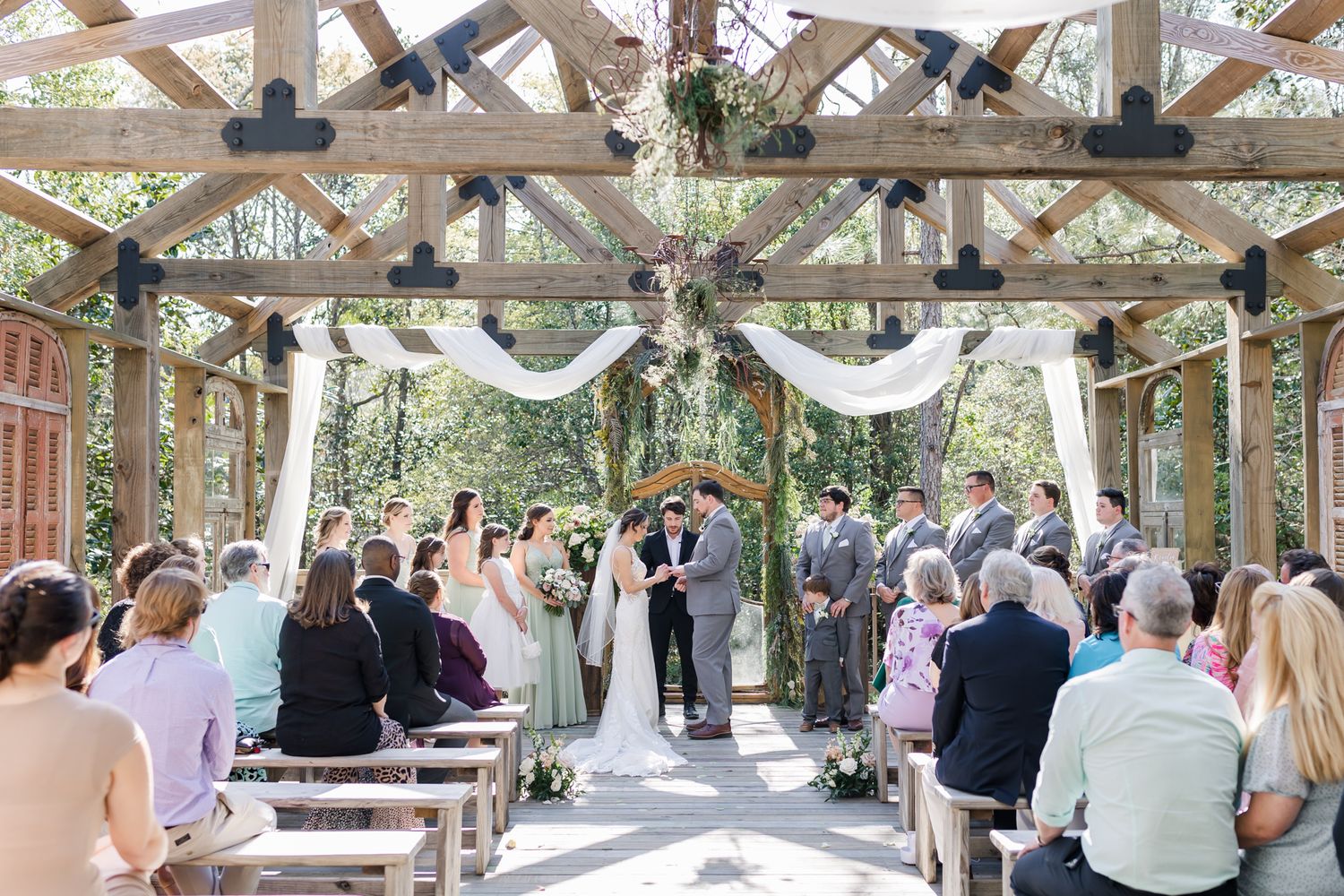 Bella Sera Gardens Wedding Loxley Alabama Photographed by Grand Laurel Photography