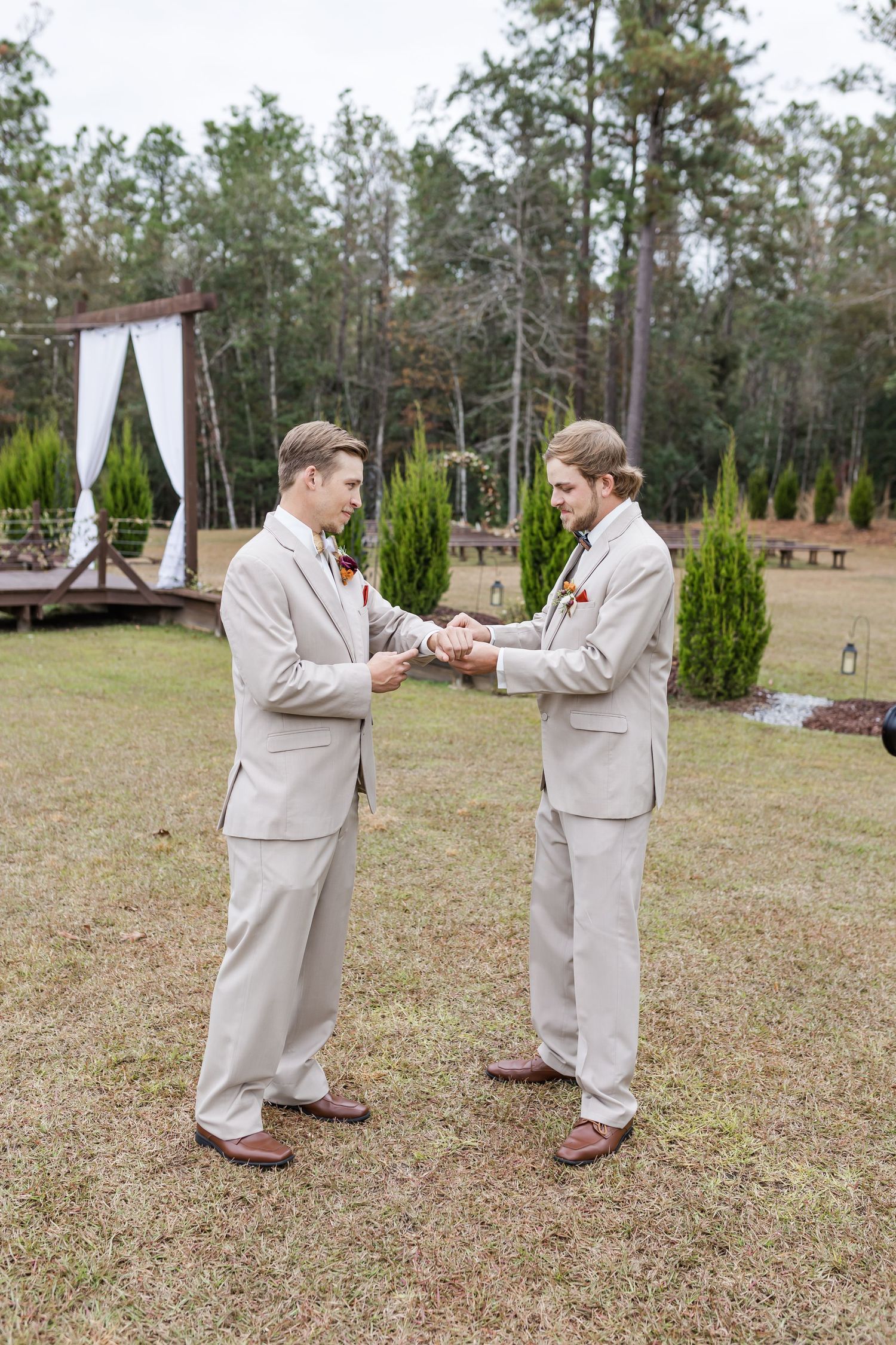 Izenstone Wedding in Spanish Fort Alabama Photographed by Grand Laurel Photography