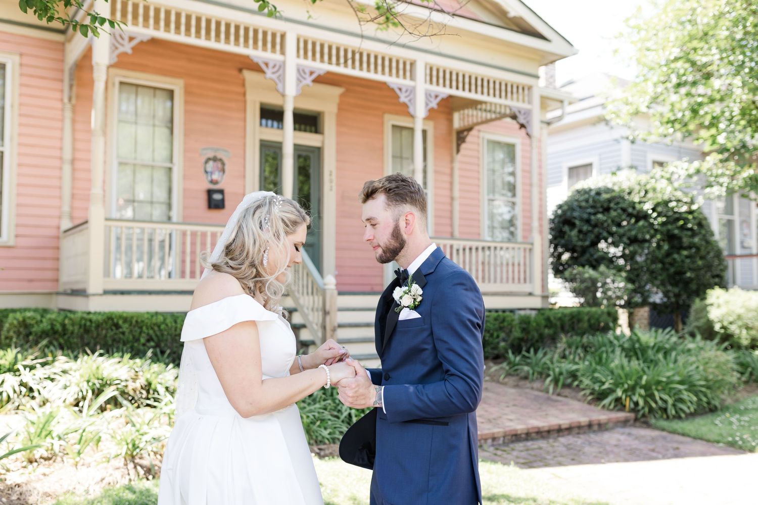 Downtown Mobile Wedding Mobile Alabama Grand Laurel Photography