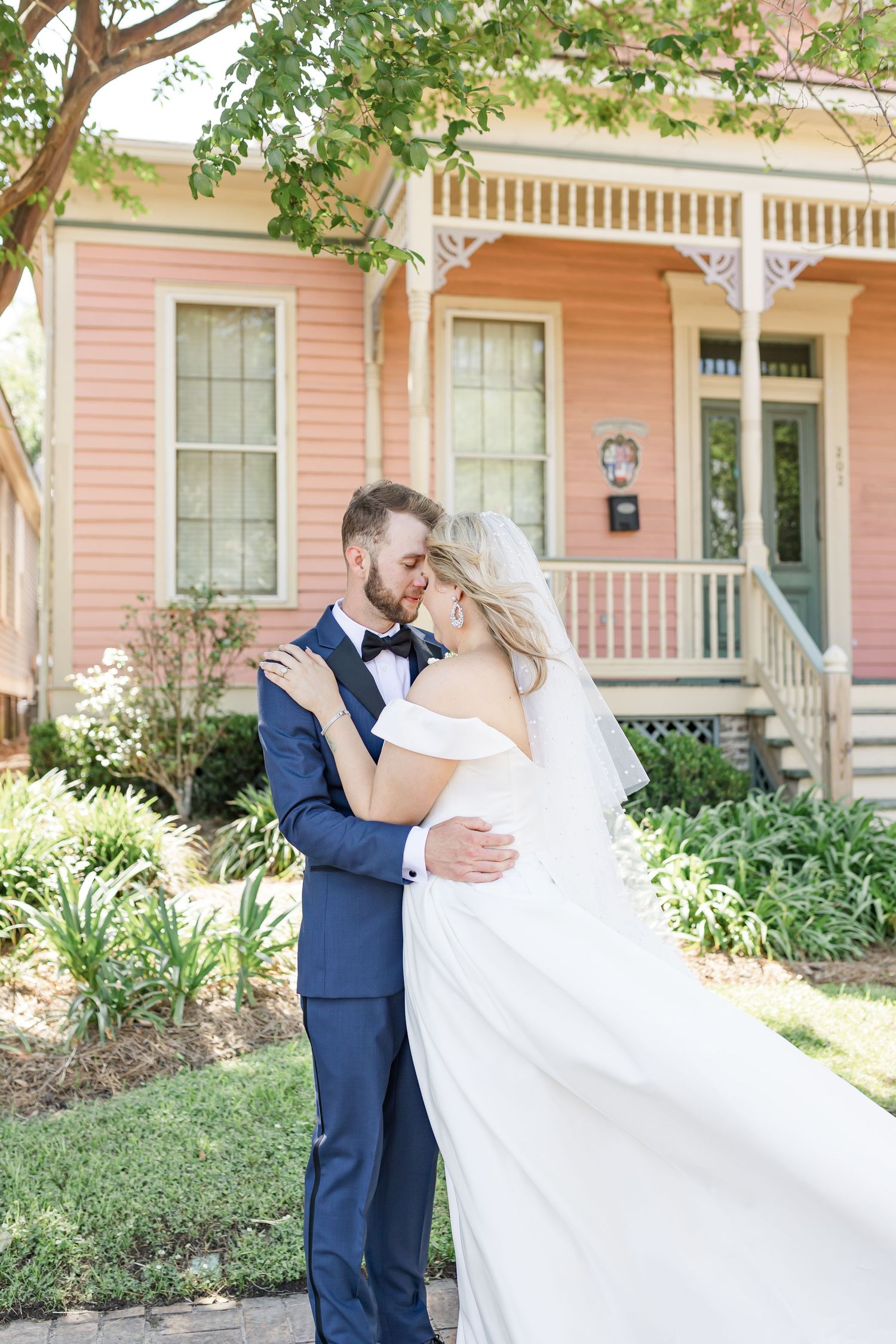Downtown Mobile Wedding Mobile Alabama Grand Laurel Photography