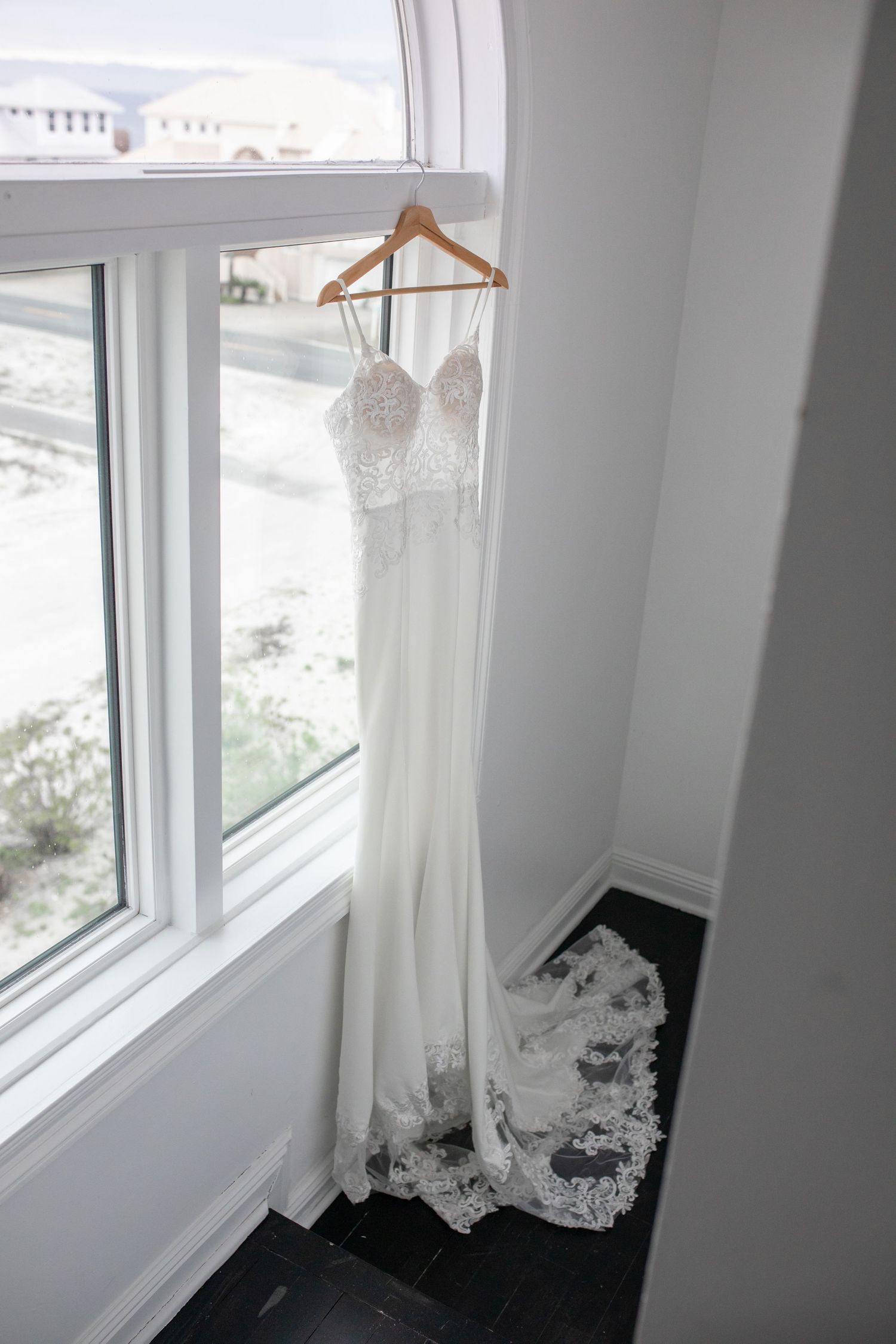 Pensacola Beach Wedding Photographer Grand Laurel Photography