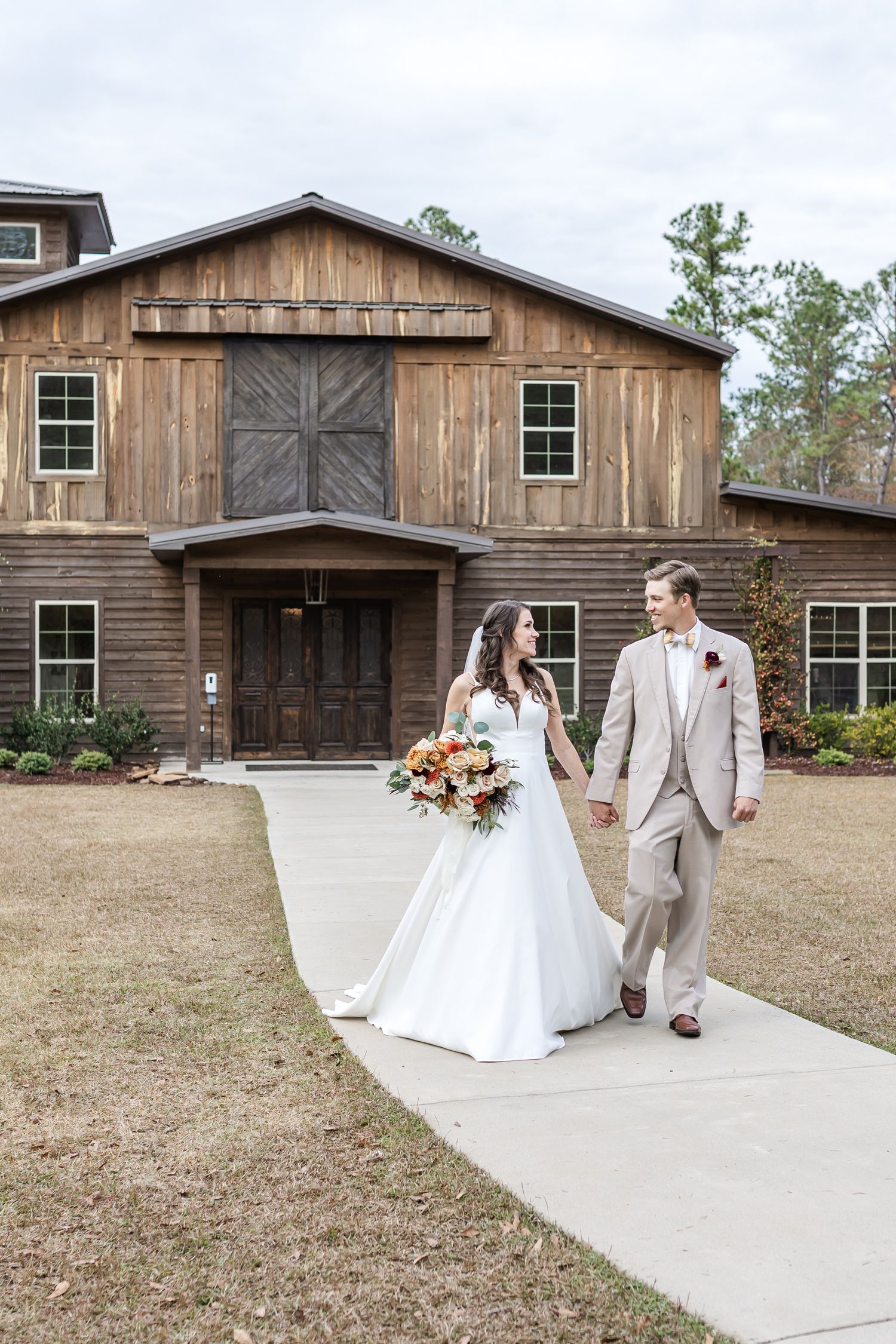 Izenstone Wedding in Spanish Fort Alabama Photographed by Grand Laurel Photography