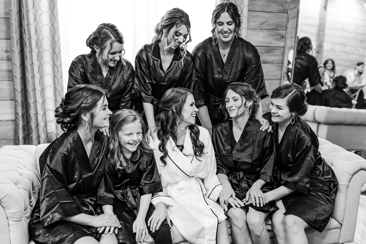 Izenstone Wedding in Alabama Photographed by Grand Laurel Photography