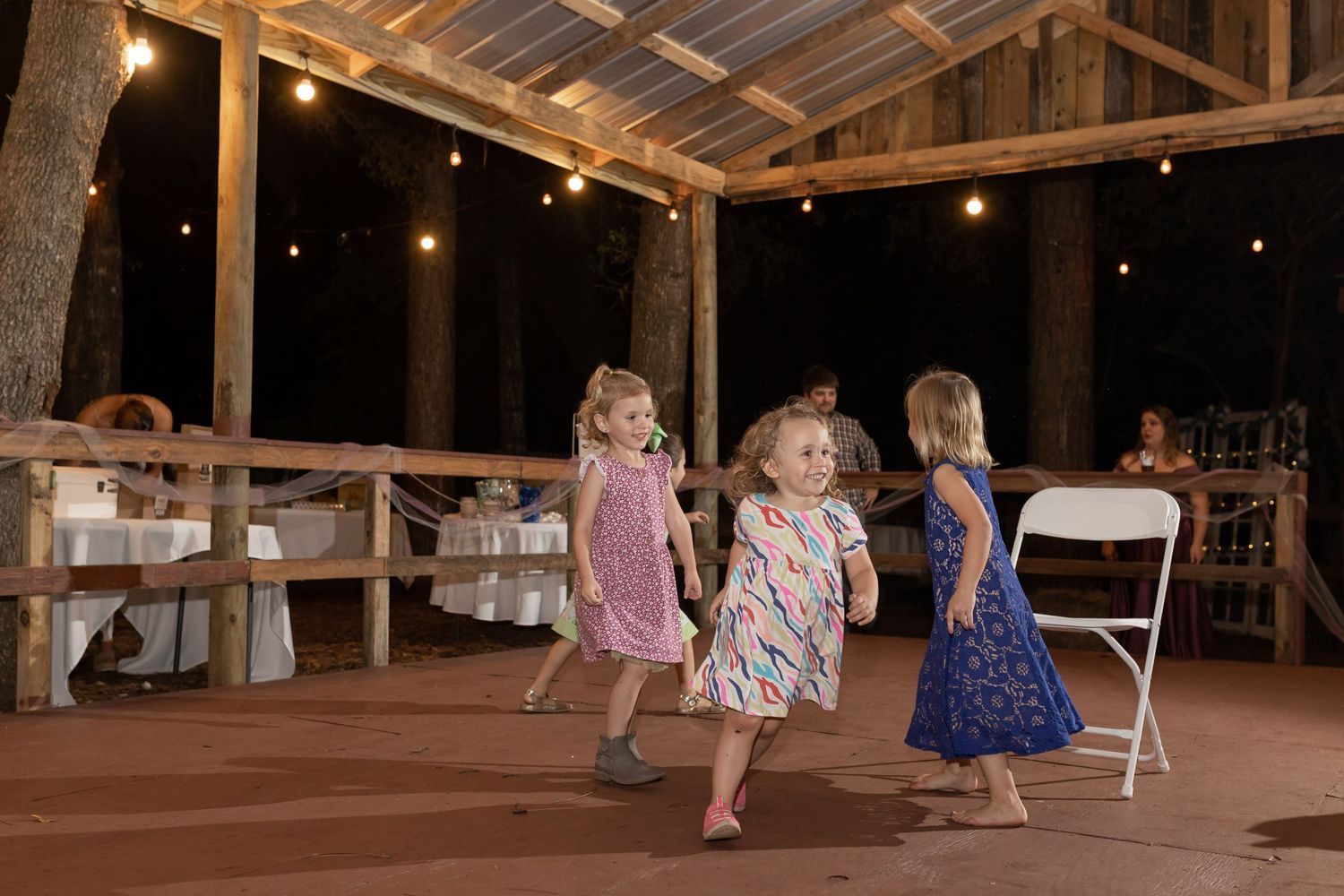 Circle B Lake Wedding Photographer Wilmer Alabama Grand Laurel Photography