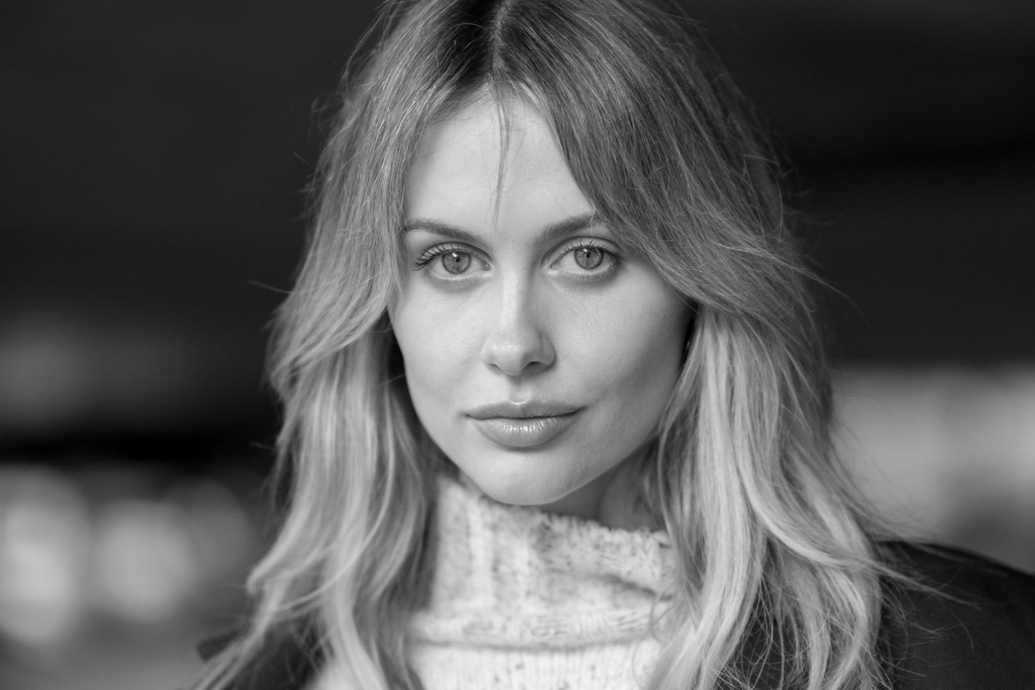 portrait black and white photographer blonde model photography ryde sydney