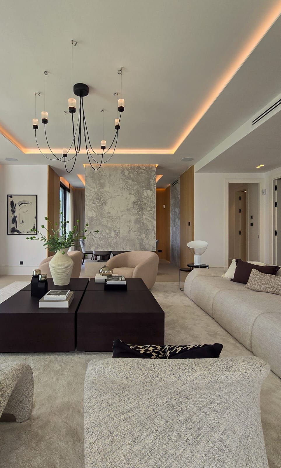 Prestige real estate photography bringing out the beauty, elegance, and refined features of each property.