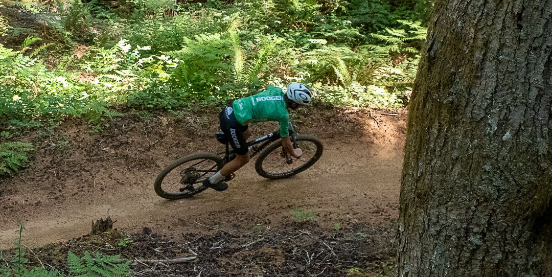Mountain bike racing a Mudslinger events trail race, photographed by Mike Norton photography of Eugene Oregon.