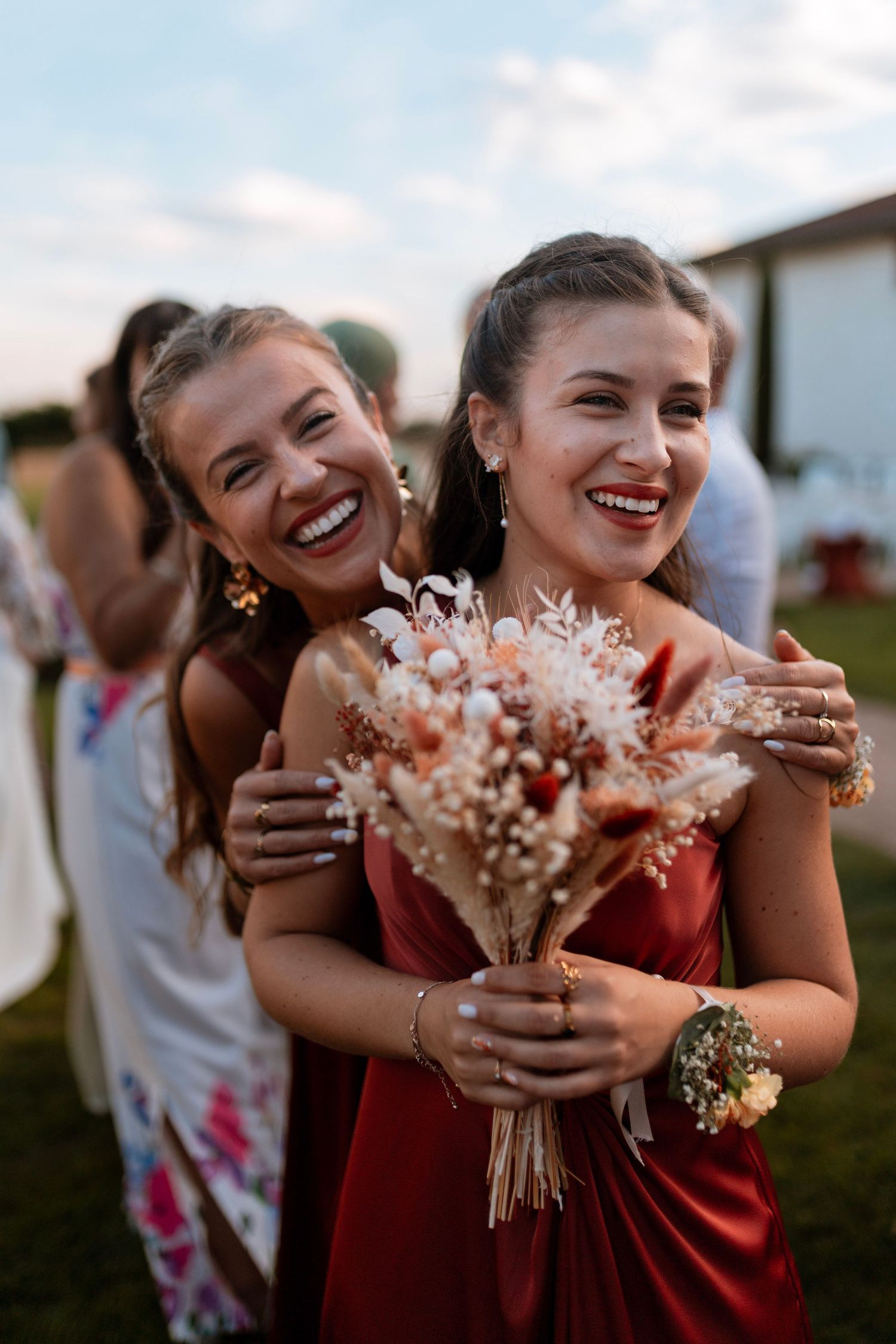 Couple de mariés, reportage mariage en Drôme Provencale, Provence, shooting couple, séance couple, Photographe de mariage, Lyon Beaujolais