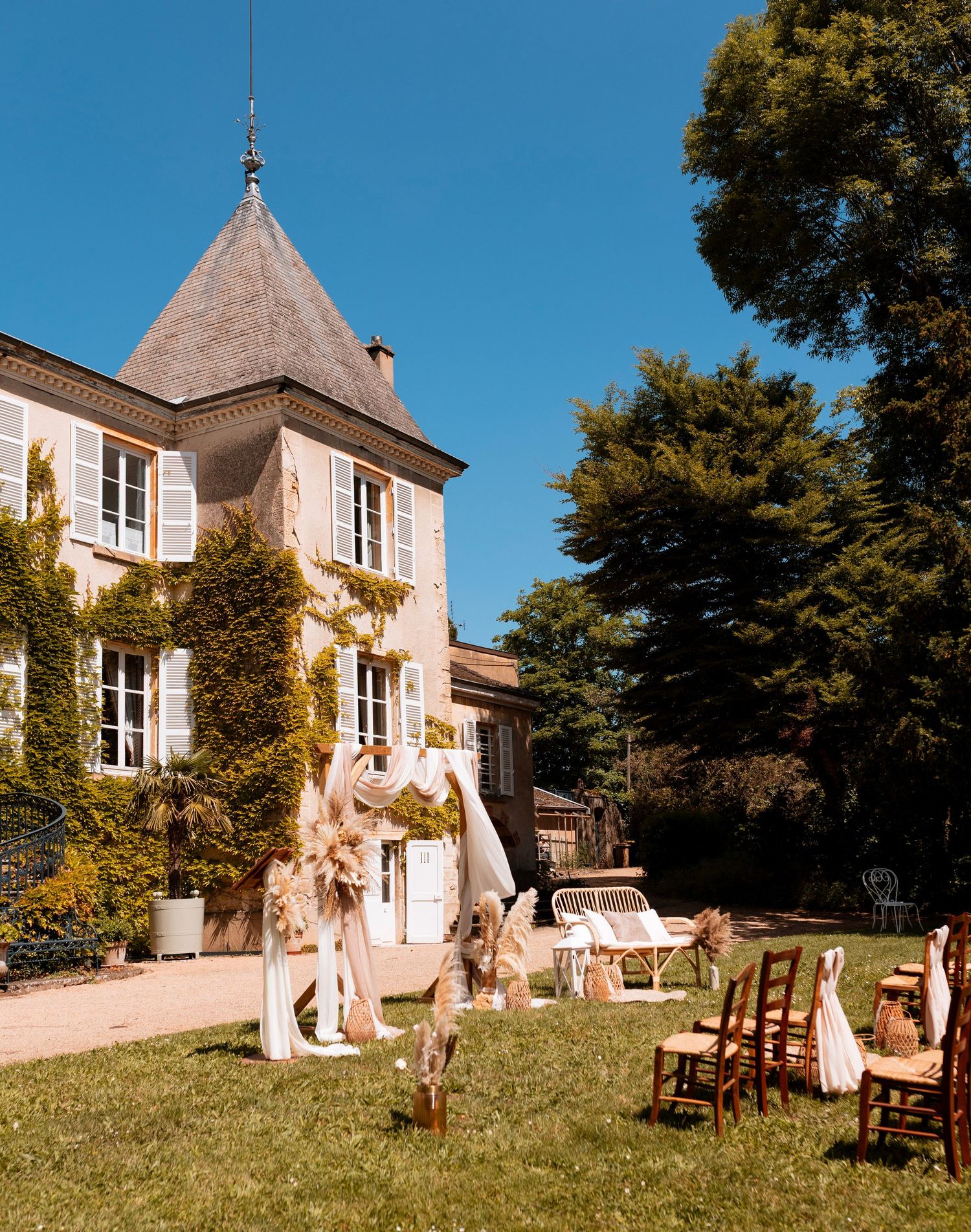 Séance photo couple Mariage dans le Beaujolais