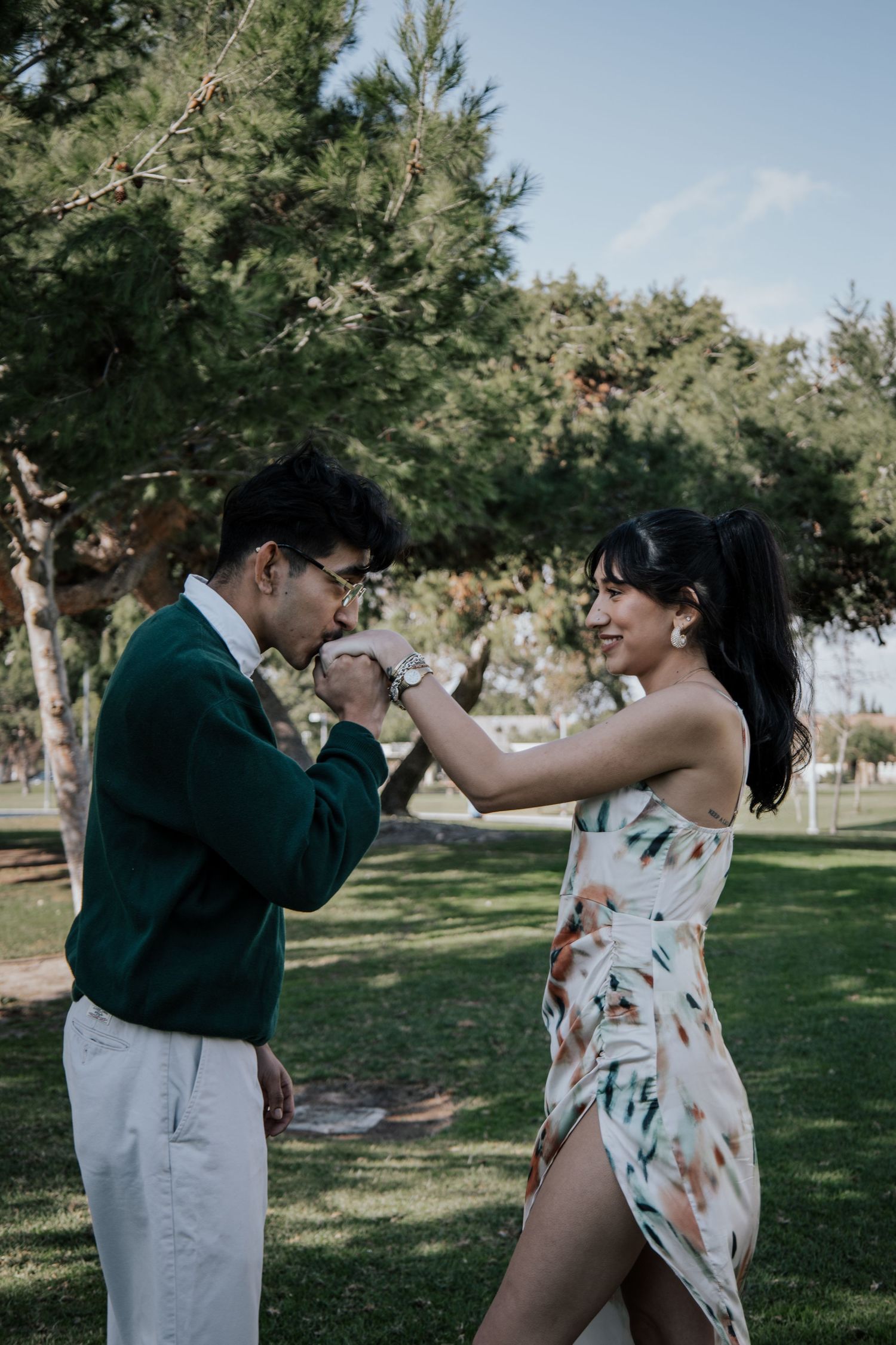 Celebrate your engagement with elegant, authentic photos in Southern California’s most stunning locations. Fun, relaxed sessions that is you