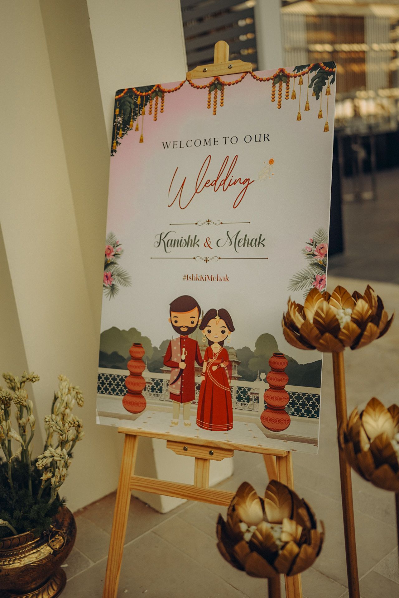 couple name tag is one of the key point to capture because they put all their efforts to make it final