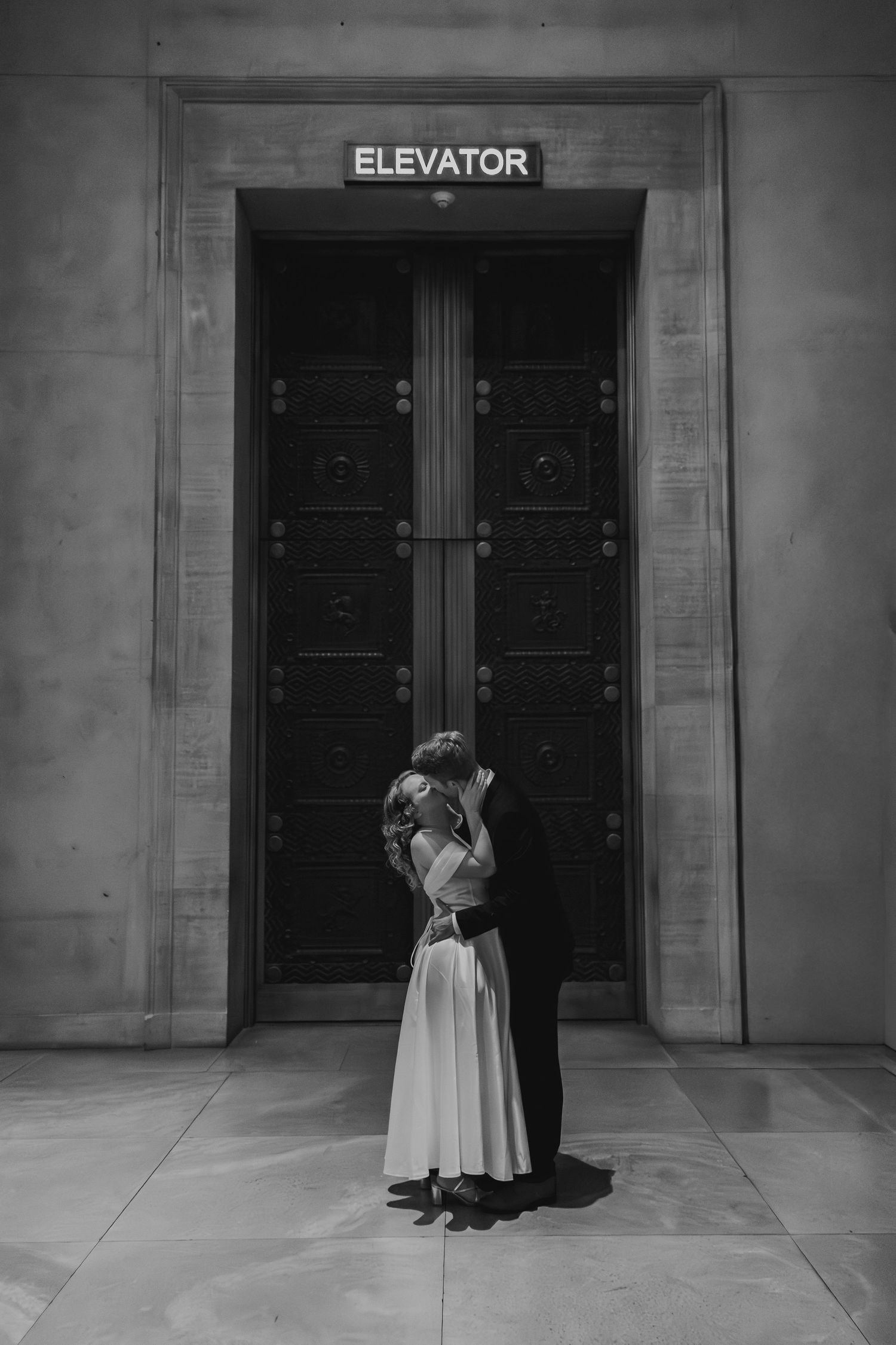 Philadelphia Art Museum Elopement Photography