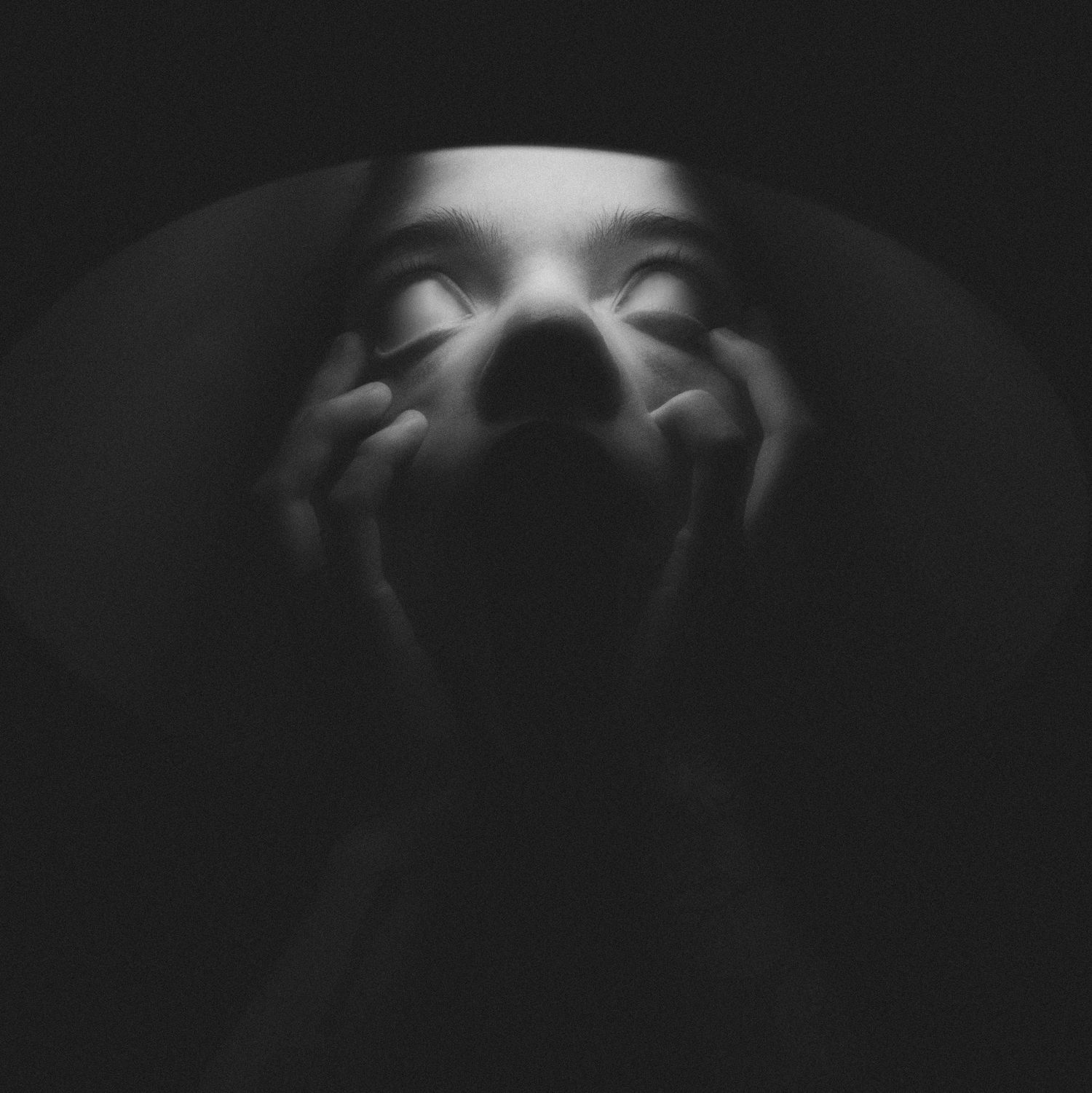 Концептуална фотосесия. Арт фотосесия в софия. Фотограф в София.