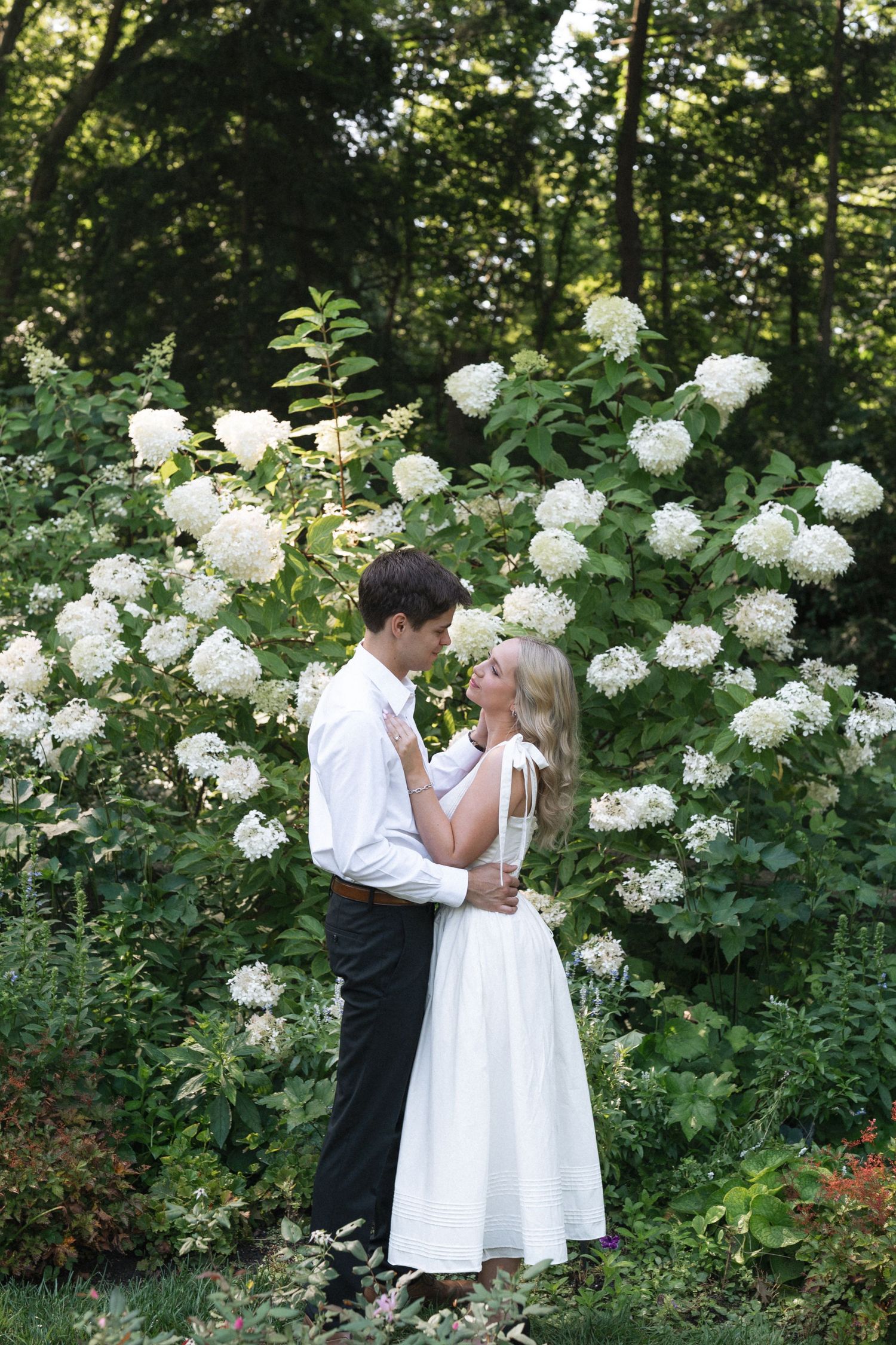 Newfields Garden, Indianapolis Indianapolis Wedding Photographer