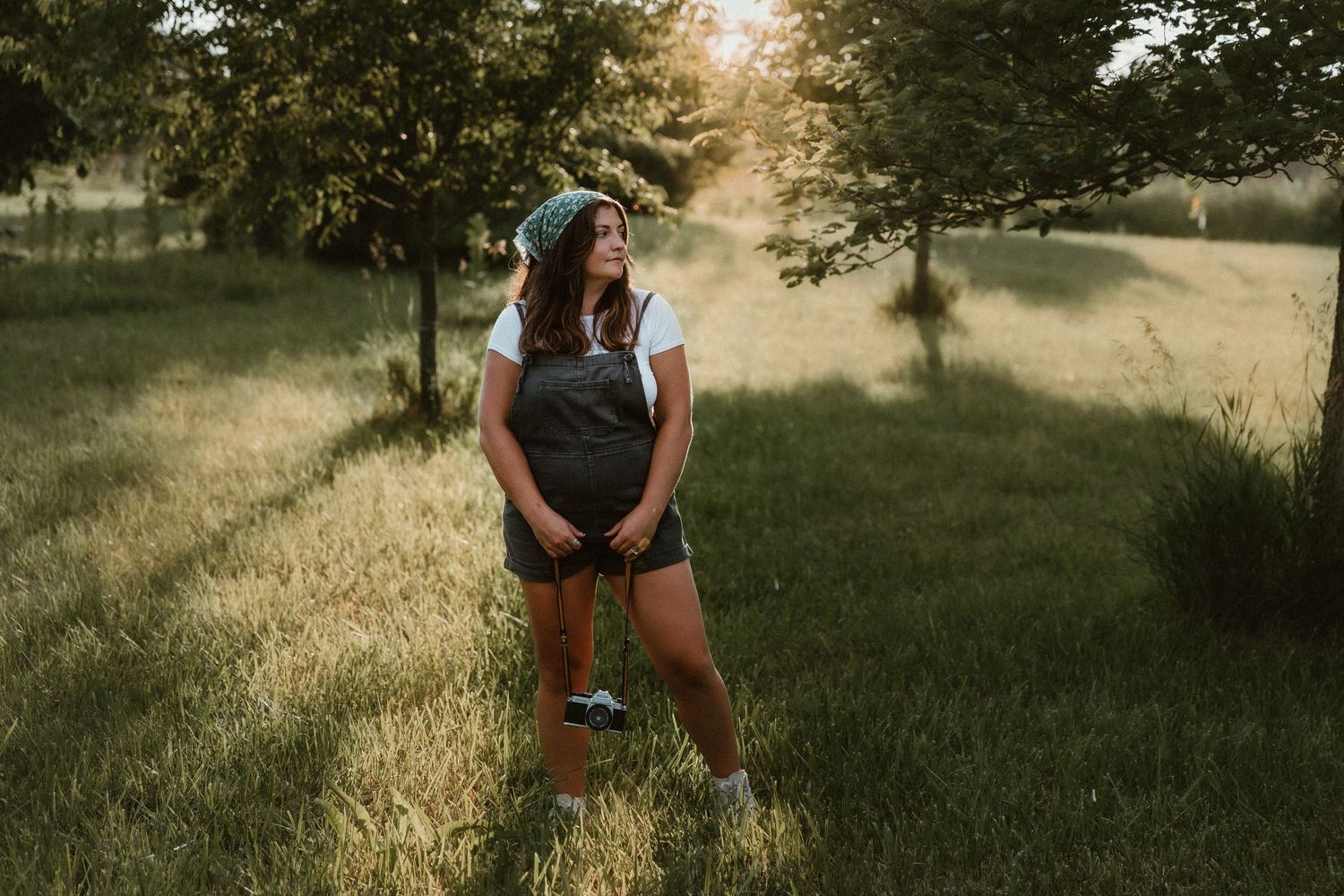 Bloomington Normal IL Photographer specializing in documenting connection based photos for family, maternity, couples, seniors, weddings