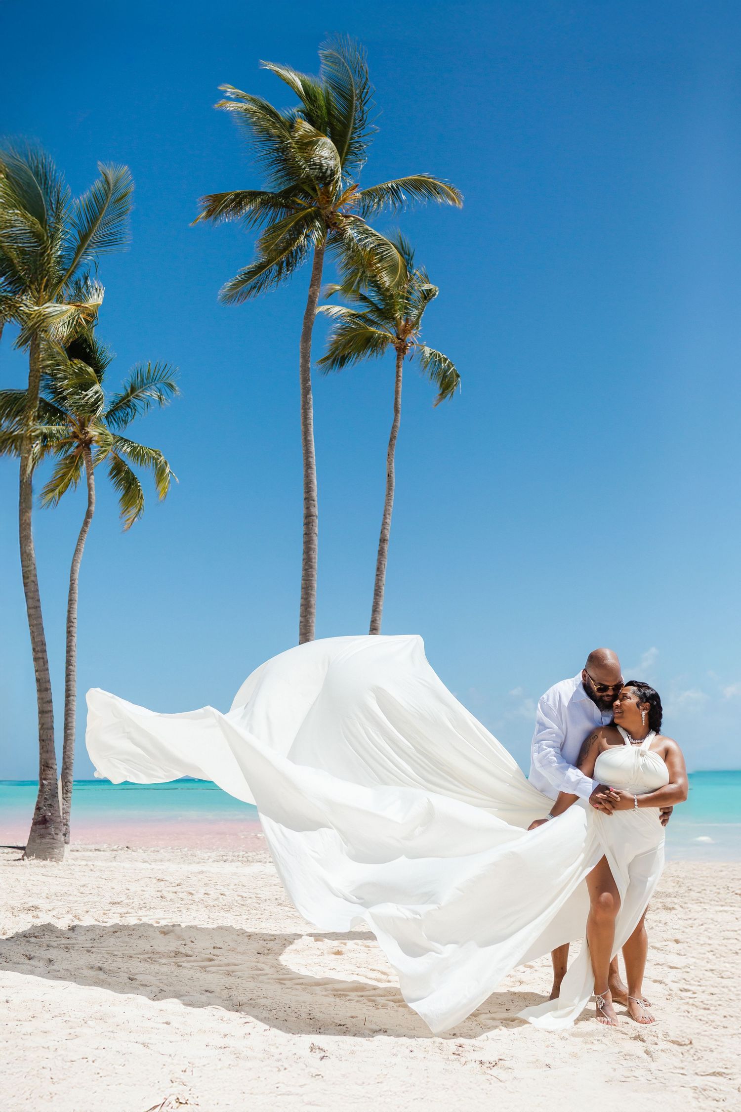 Flying dress Punta Cana, Photo session on the beach. For woman, couple, celebrate birthday,  anniversary