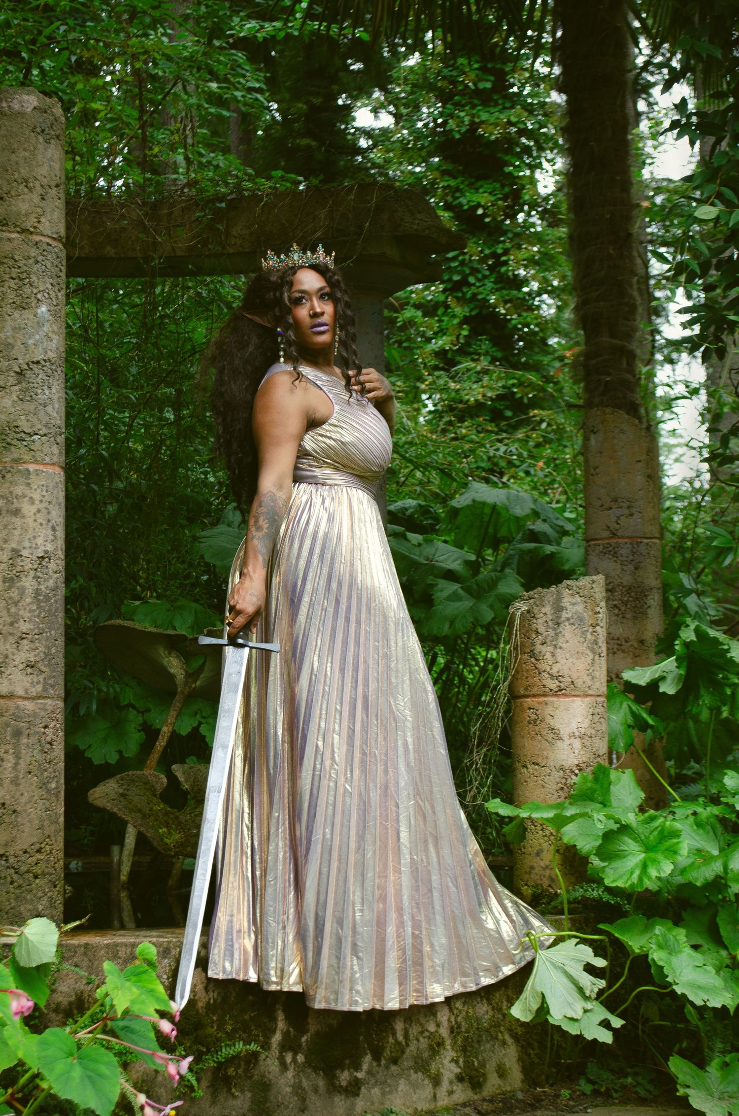Photo of the power of the sword and that it can be handled with such beauty and grace.