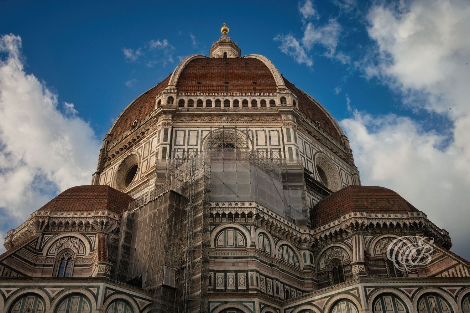 Italy – Santa Maria del Fiore façade - Florence – view of the cathedral marble architecture, photo by Eduardo Bartoli