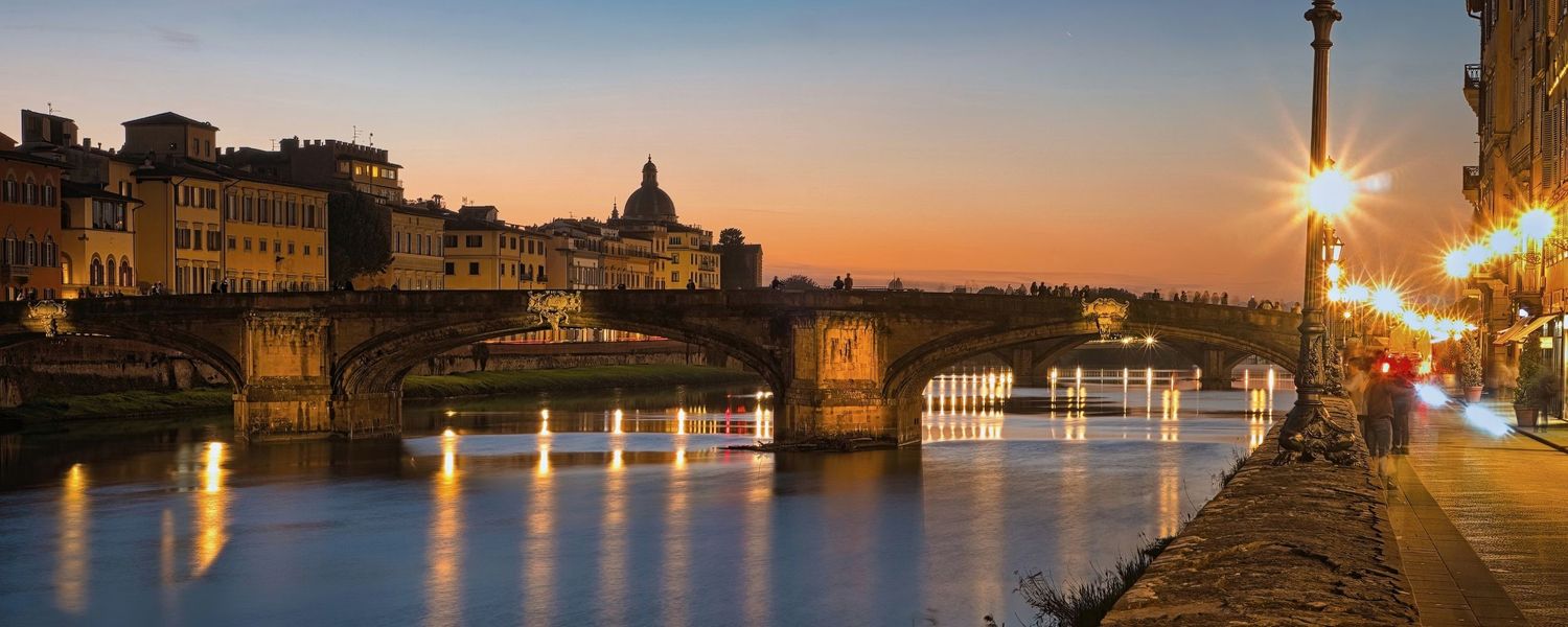 Italy – Ponte Santa Trinita - Florence – Renaissance bridge spanning the Arno River in the historic center, photo by Eduardo Bartoli