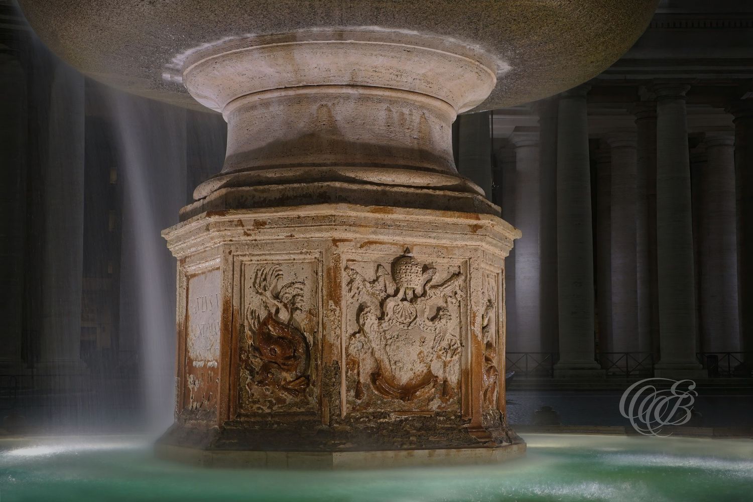Italy – Fountain of St Peter’s Square - Rome – baroque fountain in Piazza San Pietro before the Vatican Basilica, photo by Eduardo Bartoli