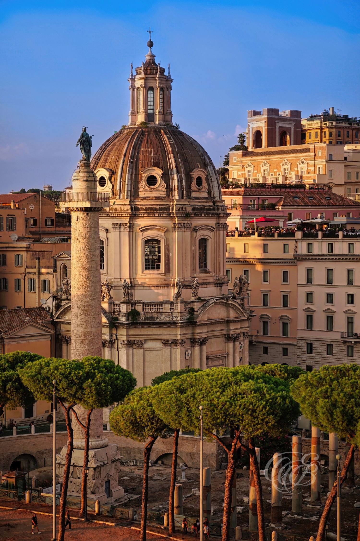 Italy – Church of the Most Holy Name - Rome – baroque church façade in the historic center, photograph by Eduardo Bartoli