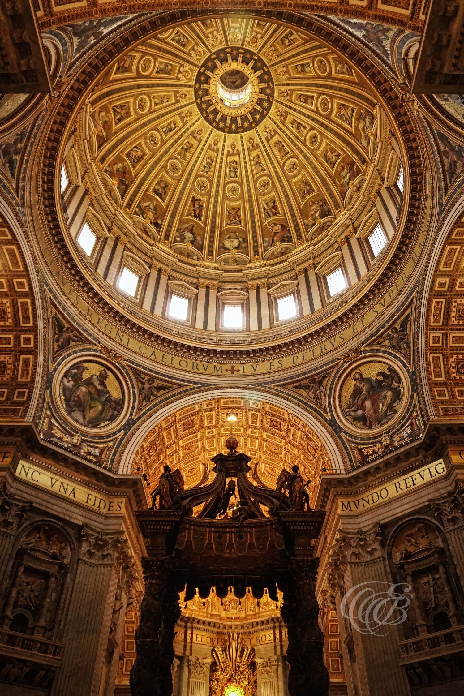 Italy – St Peter’s Basilica under the dome - Rome – interior view of the Vatican basilica architecture, photo by Eduardo Bartoli