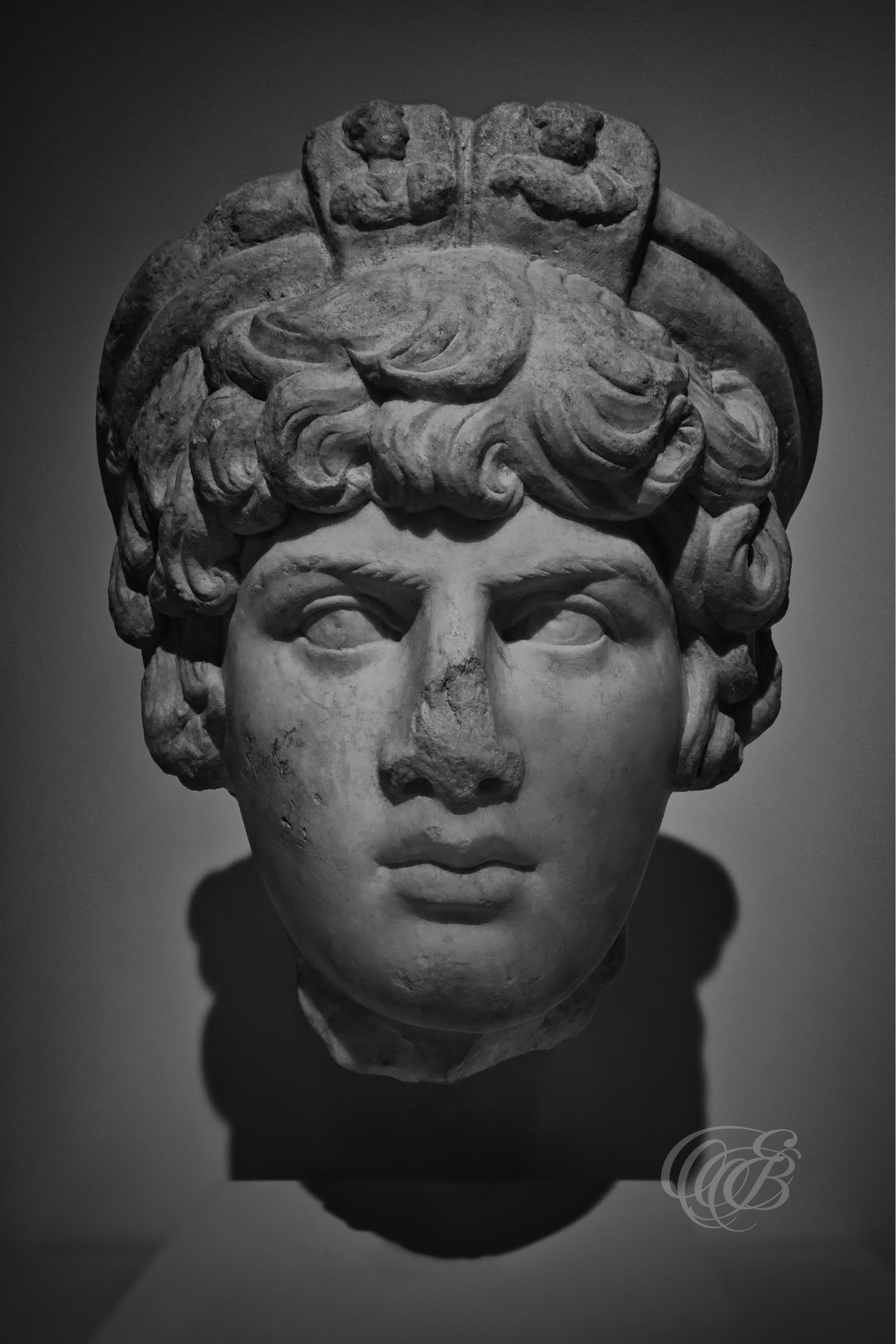Italy – Hadrian’s Villa Antiquarium sculpture - Tivoli – photo of ancient Roman statue displayed in the museum, by Eduardo Bartoli