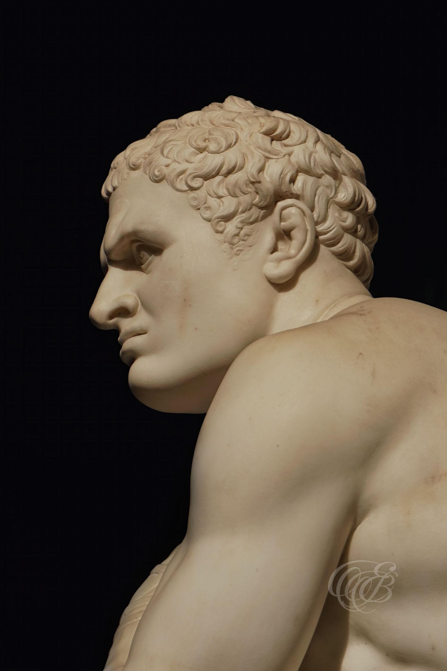 Italy – Vatican Museums Octagonal Courtyard sculpture - Rome – classical marble statue in the museum courtyard, photo by Eduardo Bartoli