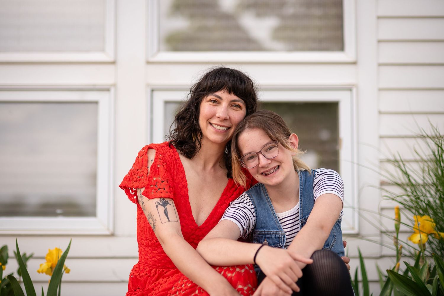 Family photography, Mother and daughter ideas, true to life colors,  Sandstone Ranch, Longmont by Angelice Caballer