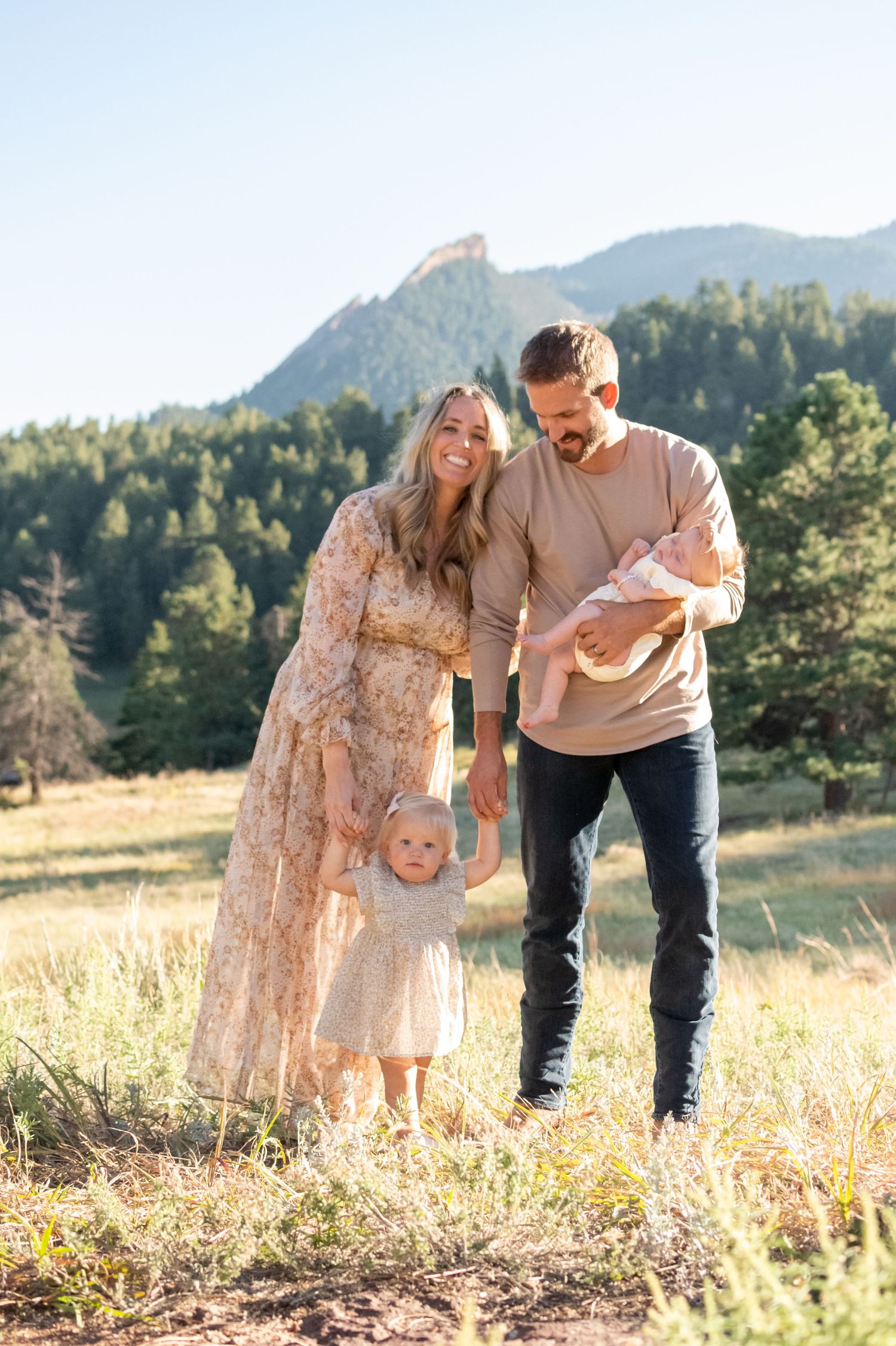 Dreamy lifestyle family photography session in Boulder, CO at The Halfway House
