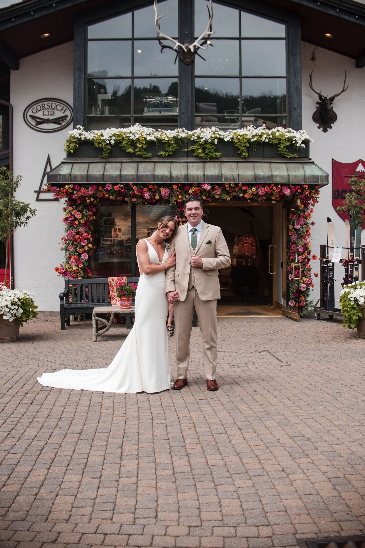 Couples portraits at the Gorsuch  Vail Village Co., Mountain wedding. True-to-life, bright, and airy  photographer Angelice Cababller