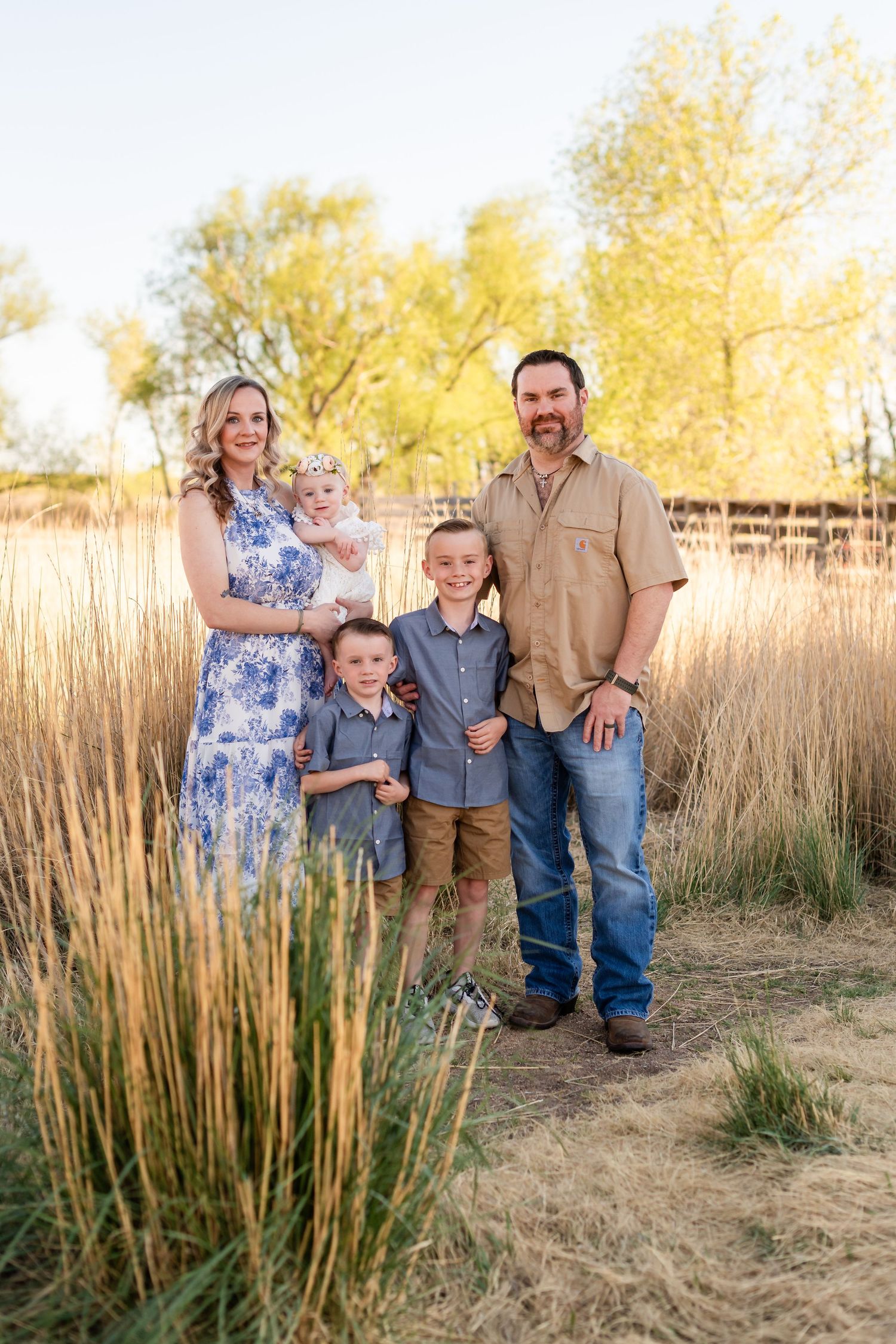 Spring Family Dreamy photo session, family poses at Sandstone Ranch Visitors Center, Longmont Co