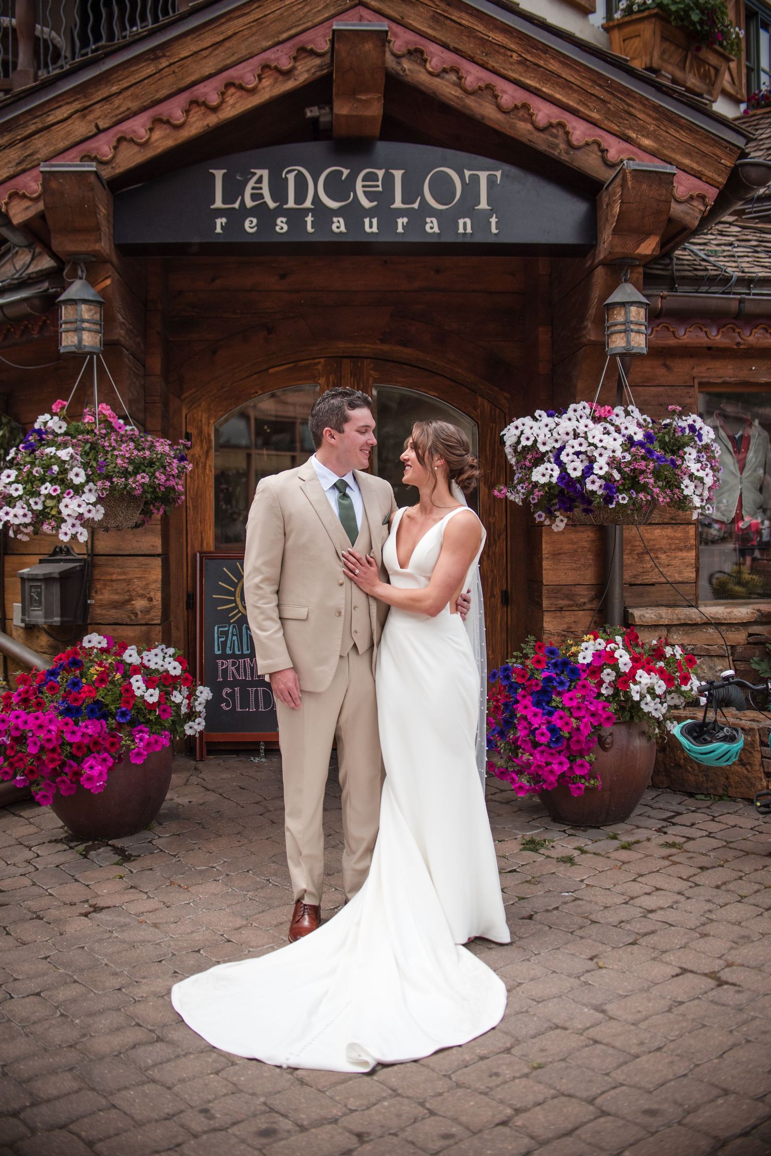 Couples portraits at the Lancelot Vail Village Co., Mountain wedding. True-to-life, bright, and airy  photographer Angelice Cababller