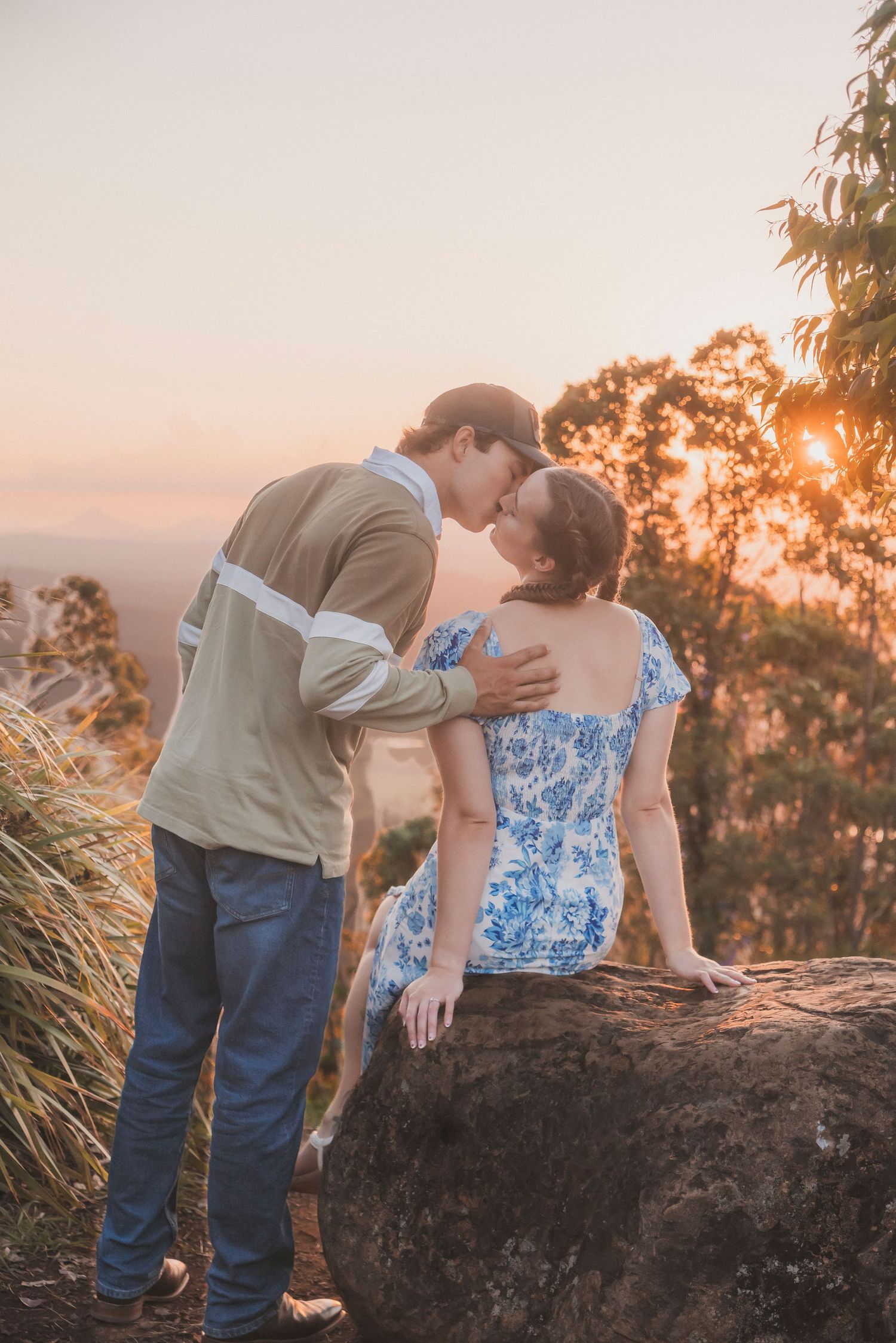 Authentic candid, couples photography, Lockyer Valley, Ipswich, Toowoomba. Budget, photographer, documentary, and editorial style photos