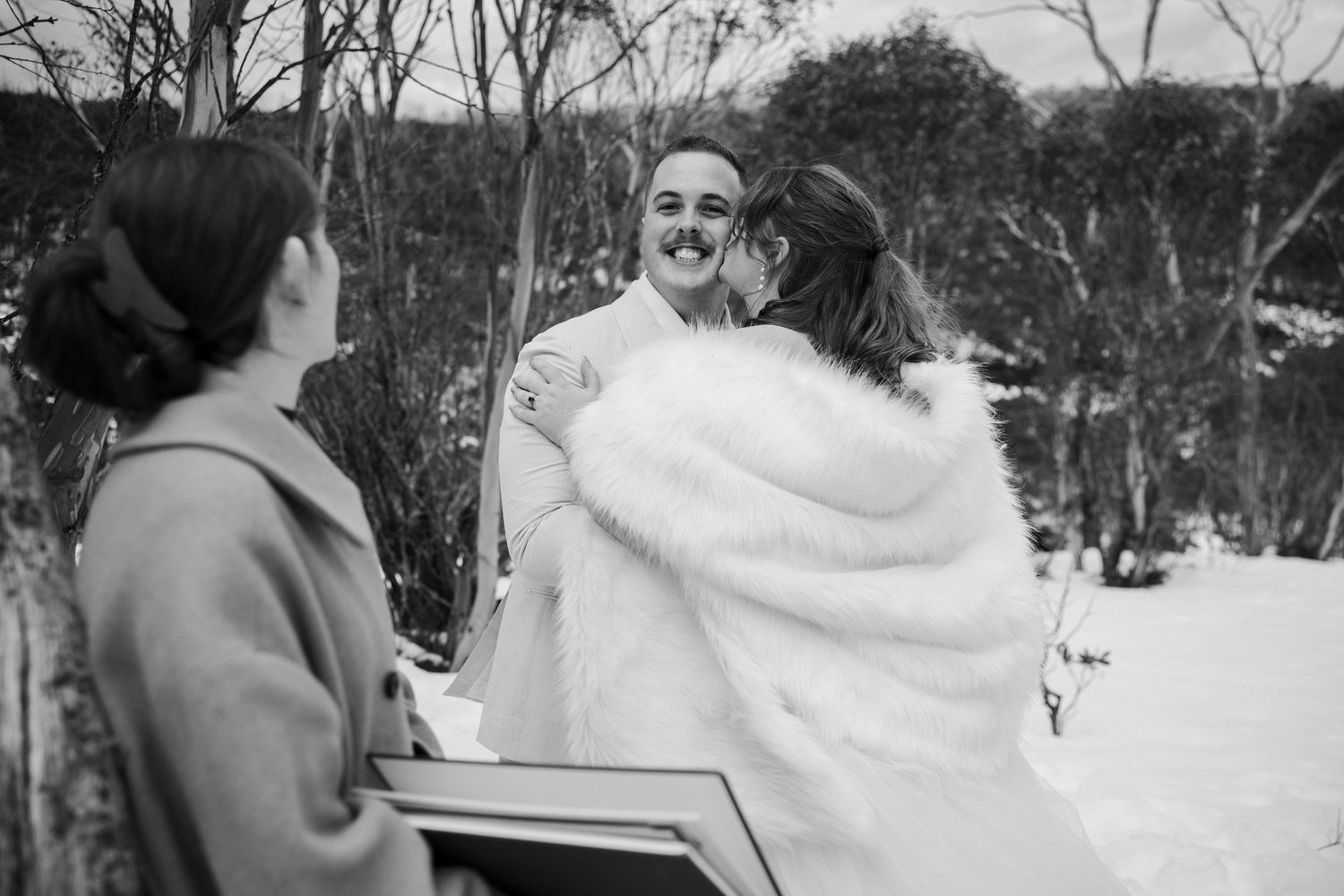 Snow ceremony at Dead Horse Gap, Snowy Mountains, photographed by Lockyer Valley wedding and elopement photographer.