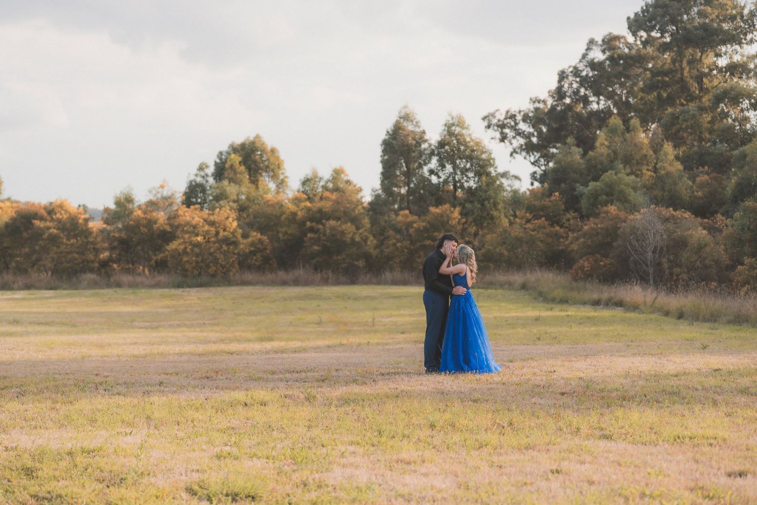 Formal couple in field location, Ipswich, formal photographer. Affordable, portrait photography, Ipswich, Lockyer Valley Queensland