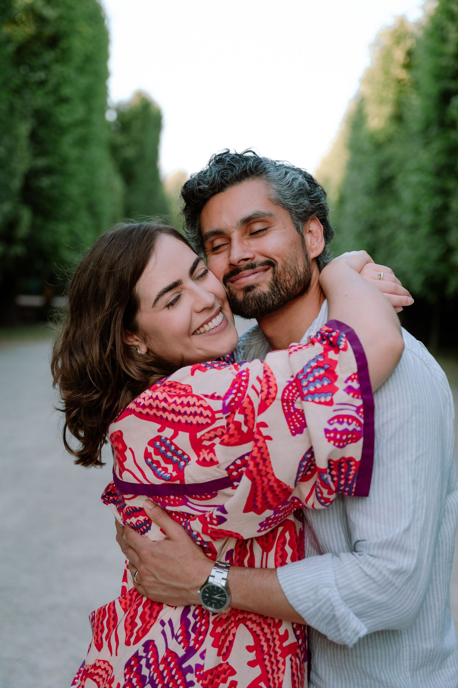 Couple photoshoot at Schonbrunn Palace in Vienna