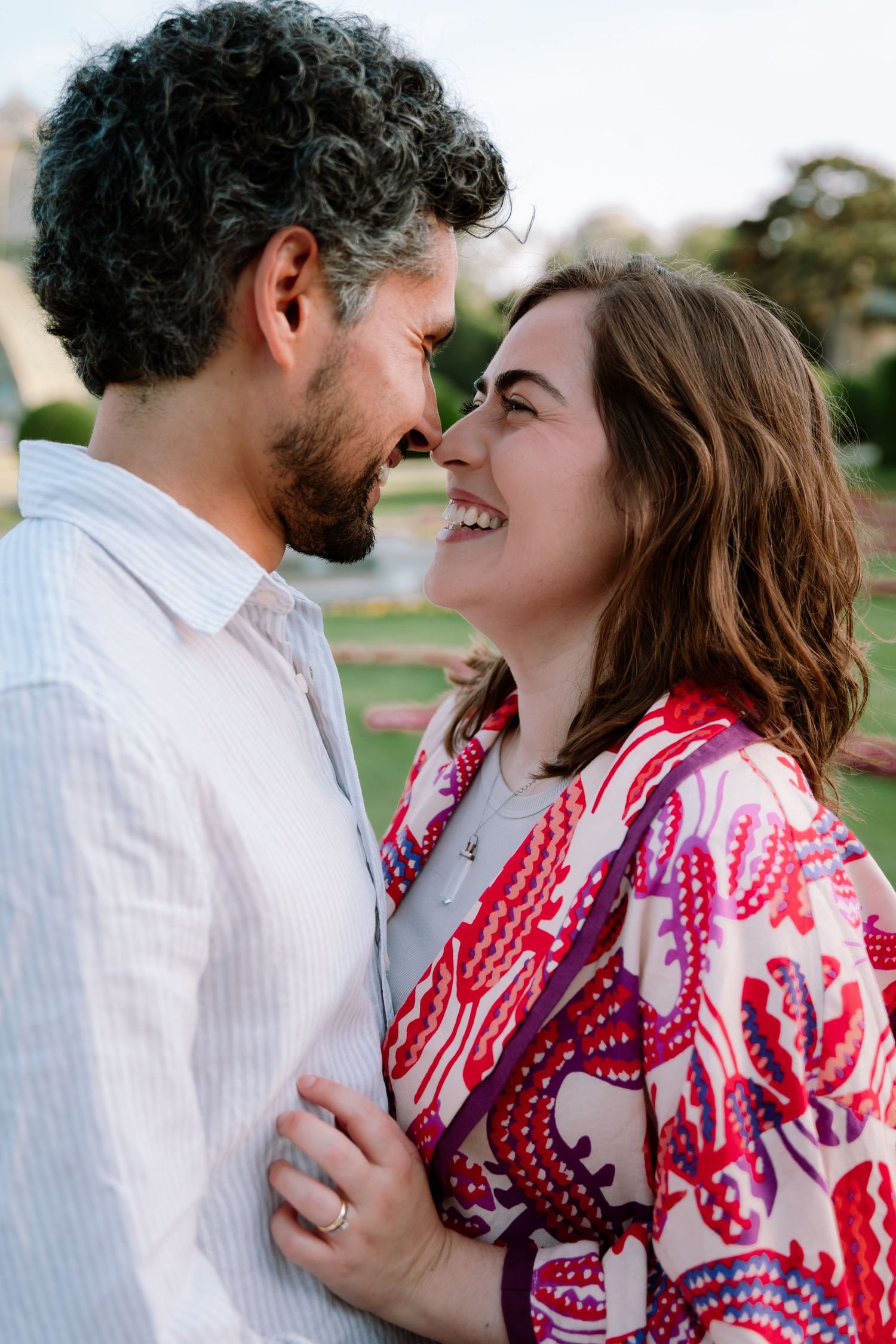 Couple photoshoot at Schonbrunn Palace in Vienna