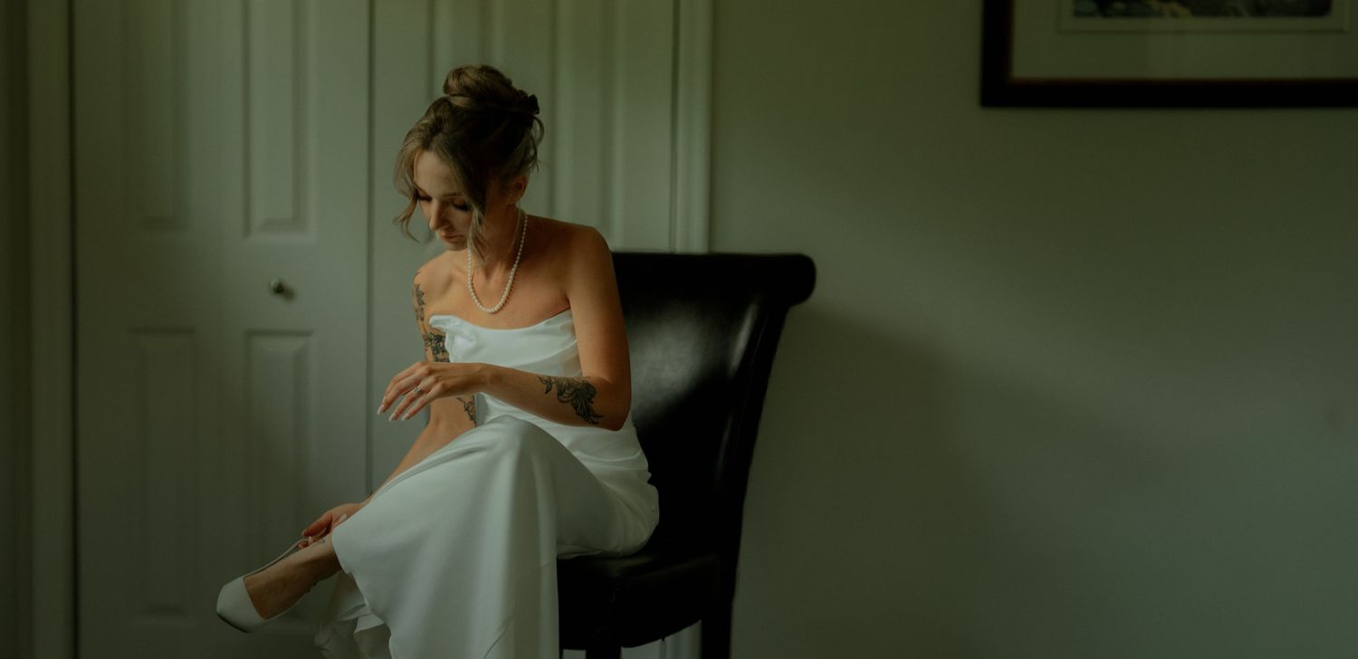 cinematic photographer, moody tones, storytelling photography, golden hour, emotional moments, natural light, editorial style, documentary w