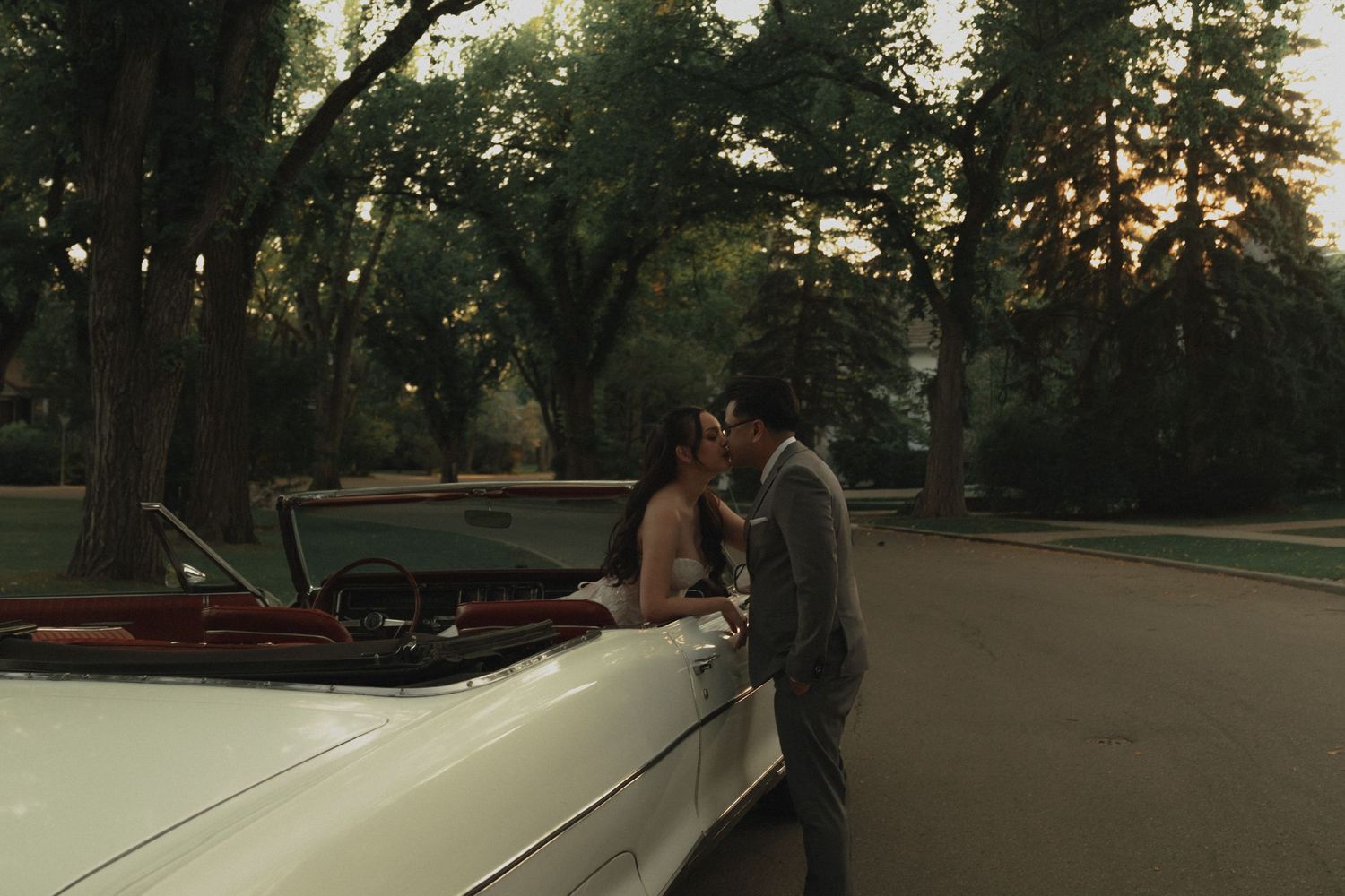 cinematic photographer, moody tones, storytelling photography, golden hour, emotional moments, natural light, editorial style, documentary w