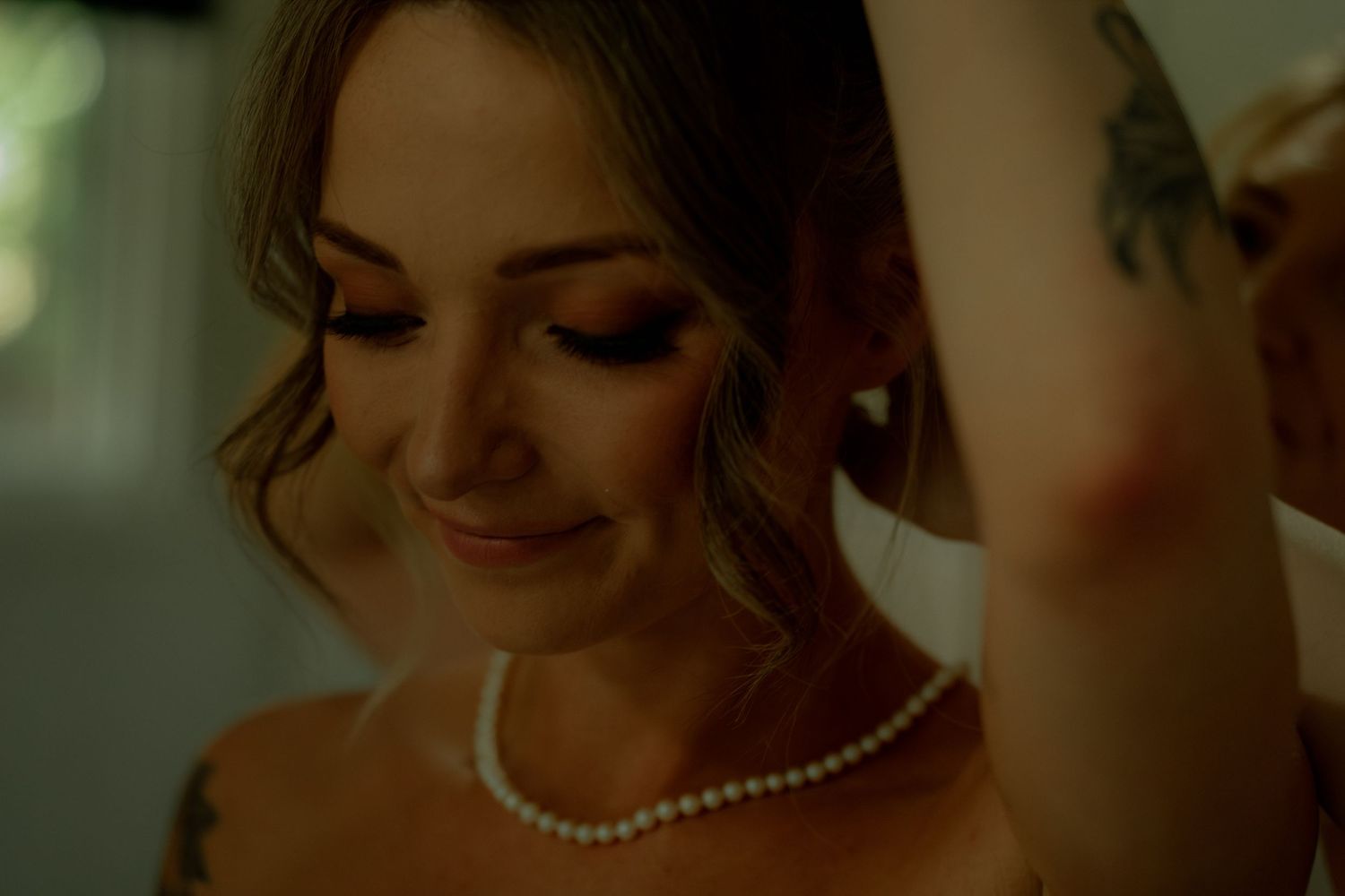 cinematic photographer, moody tones, storytelling photography, golden hour, emotional moments, natural light, editorial style, documentary w