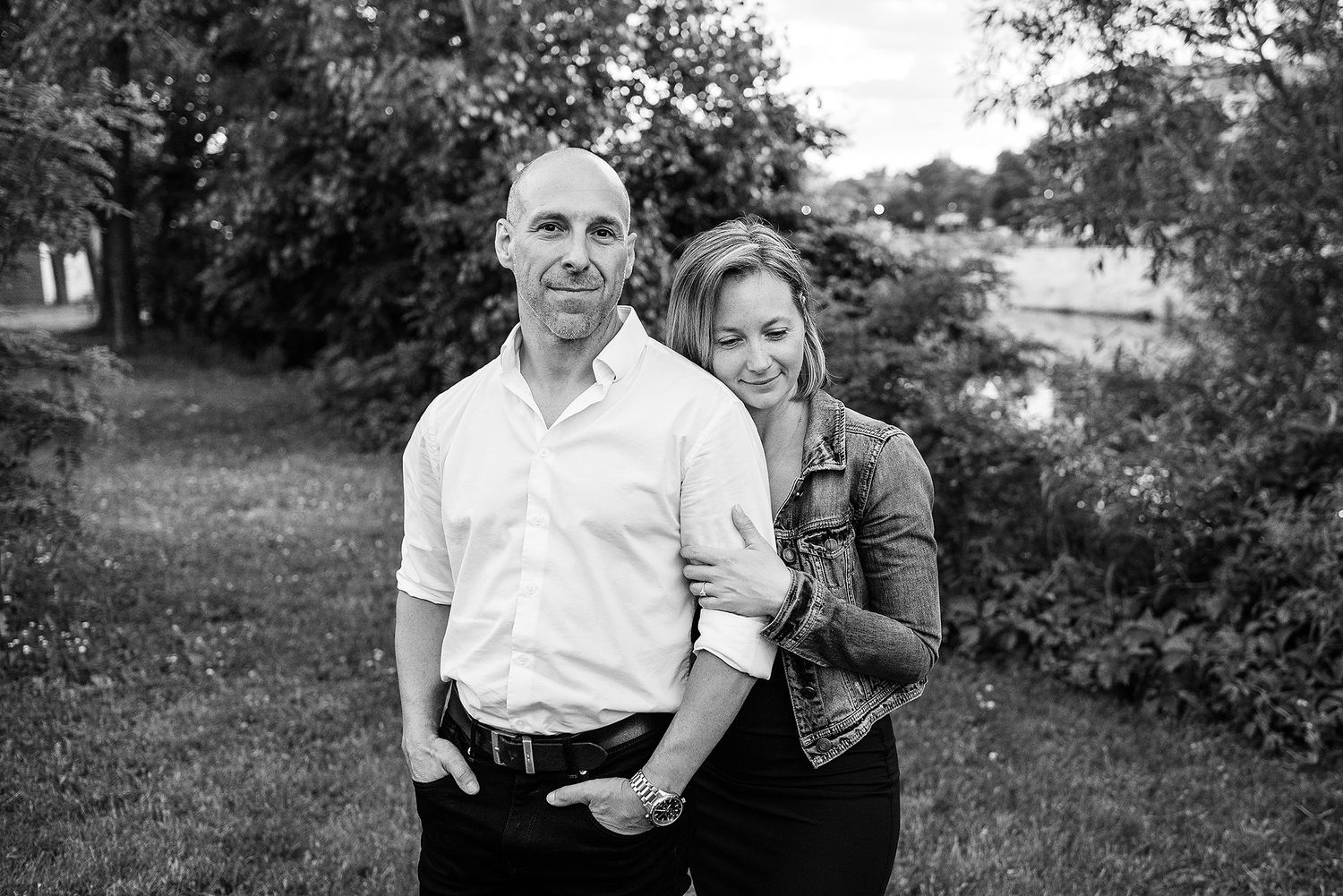 Candid outdoor portraits showing natural interactions in a garden setting.