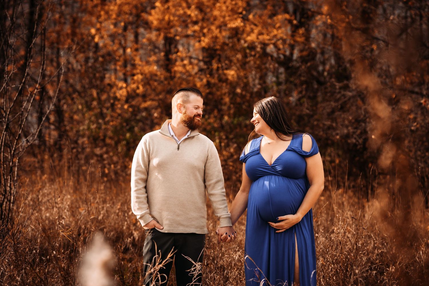 maternity portraits Ottawa indoor studio