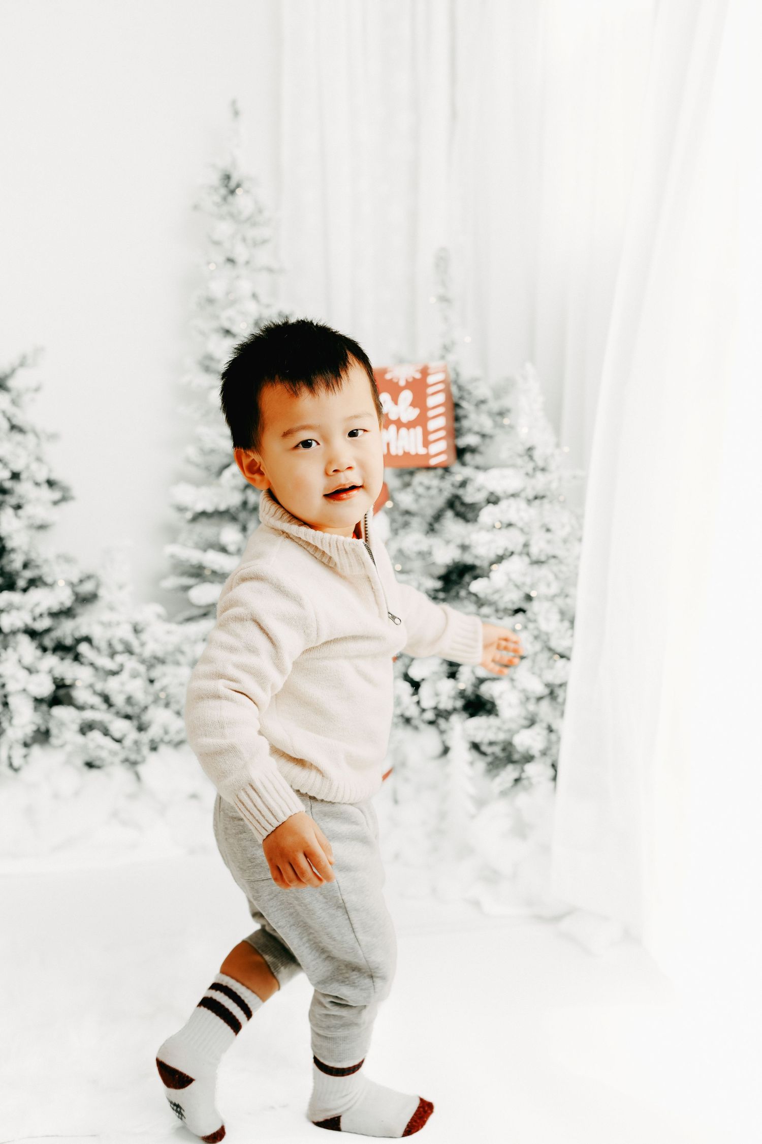 Indoor Christmas photoshoot Kanata