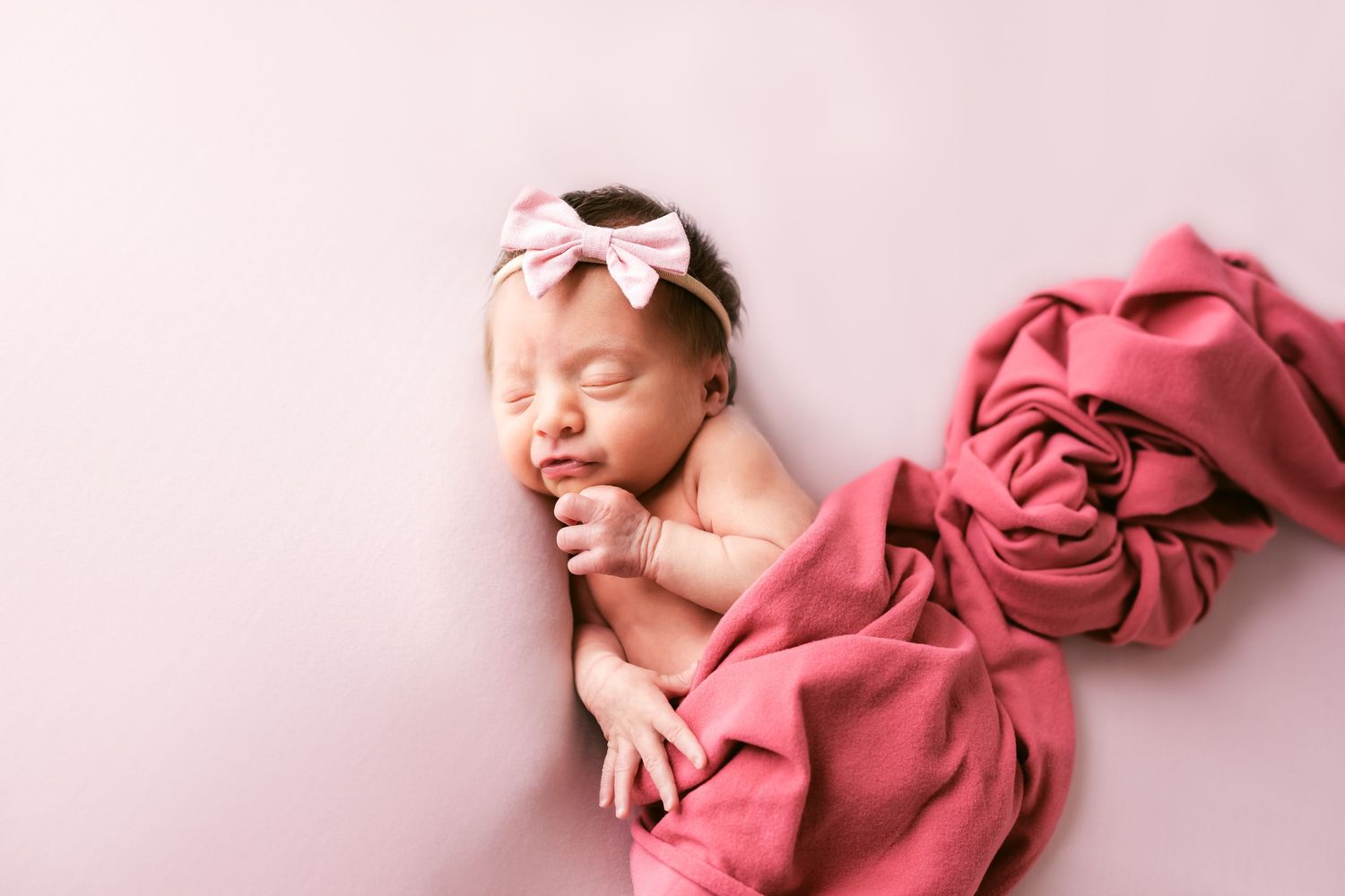 Ottawa in studio newborn photographer