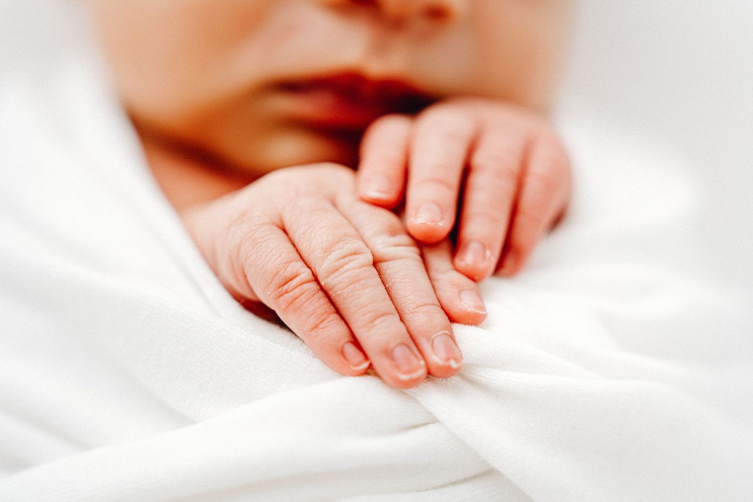 Ottawa newborn photographer
