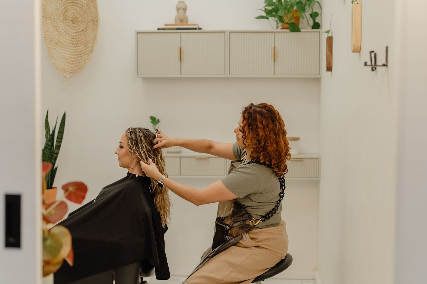 Serena Beach curl styling session—showcasing expertise in natural curl movement and bounce at Salon Blissful.