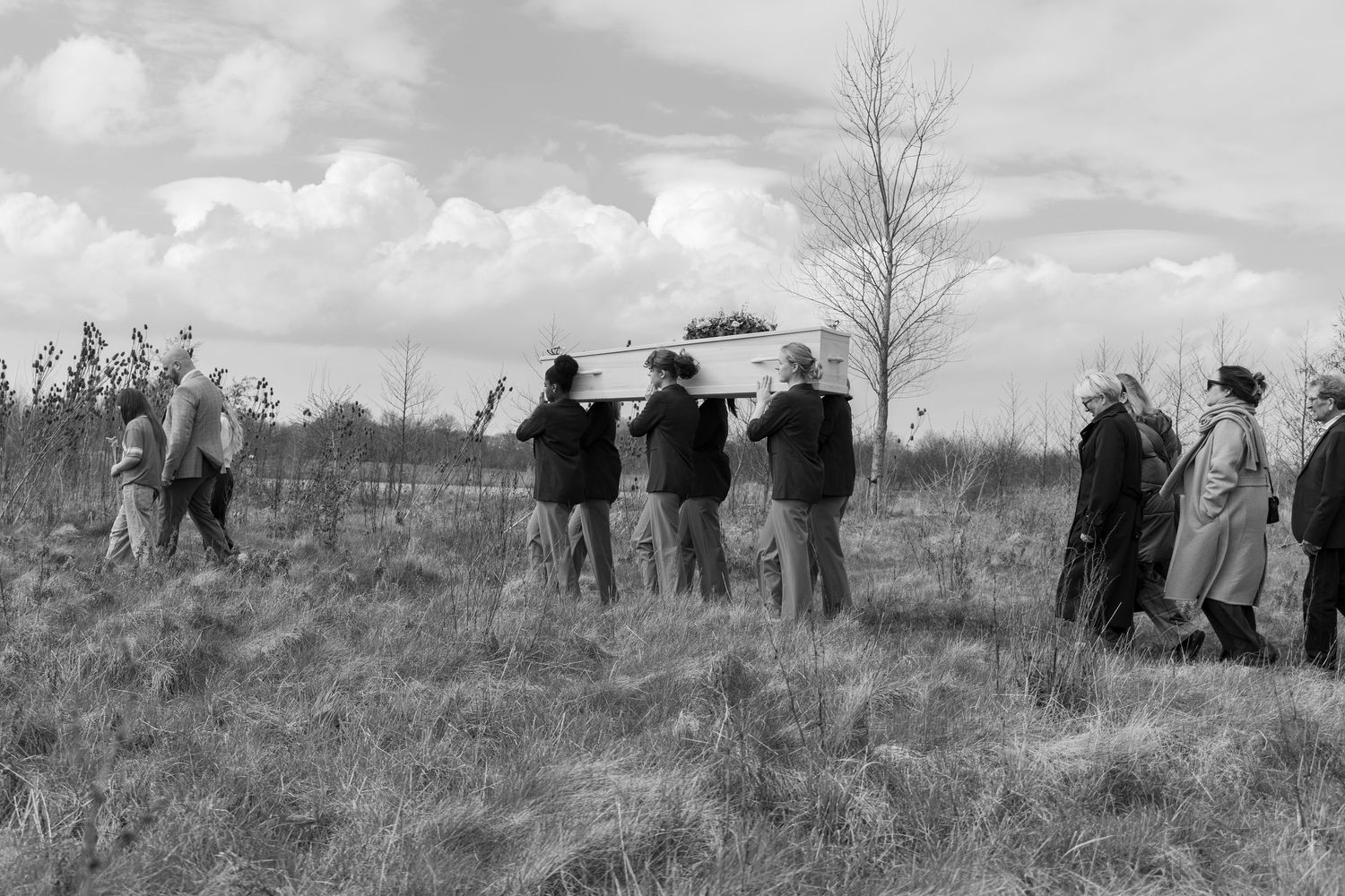 Uitvaartfotograaf natuurbegrafenis
Uitvaartfotograaf crematie
Uitvaartfotograaf begrafenis
Afscheidsfotograaf